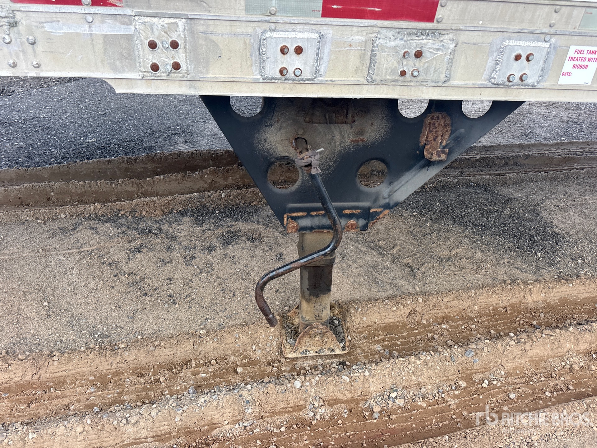 2005 Utility 53 FT X 102 IN TRI/A (INOPERABLE)