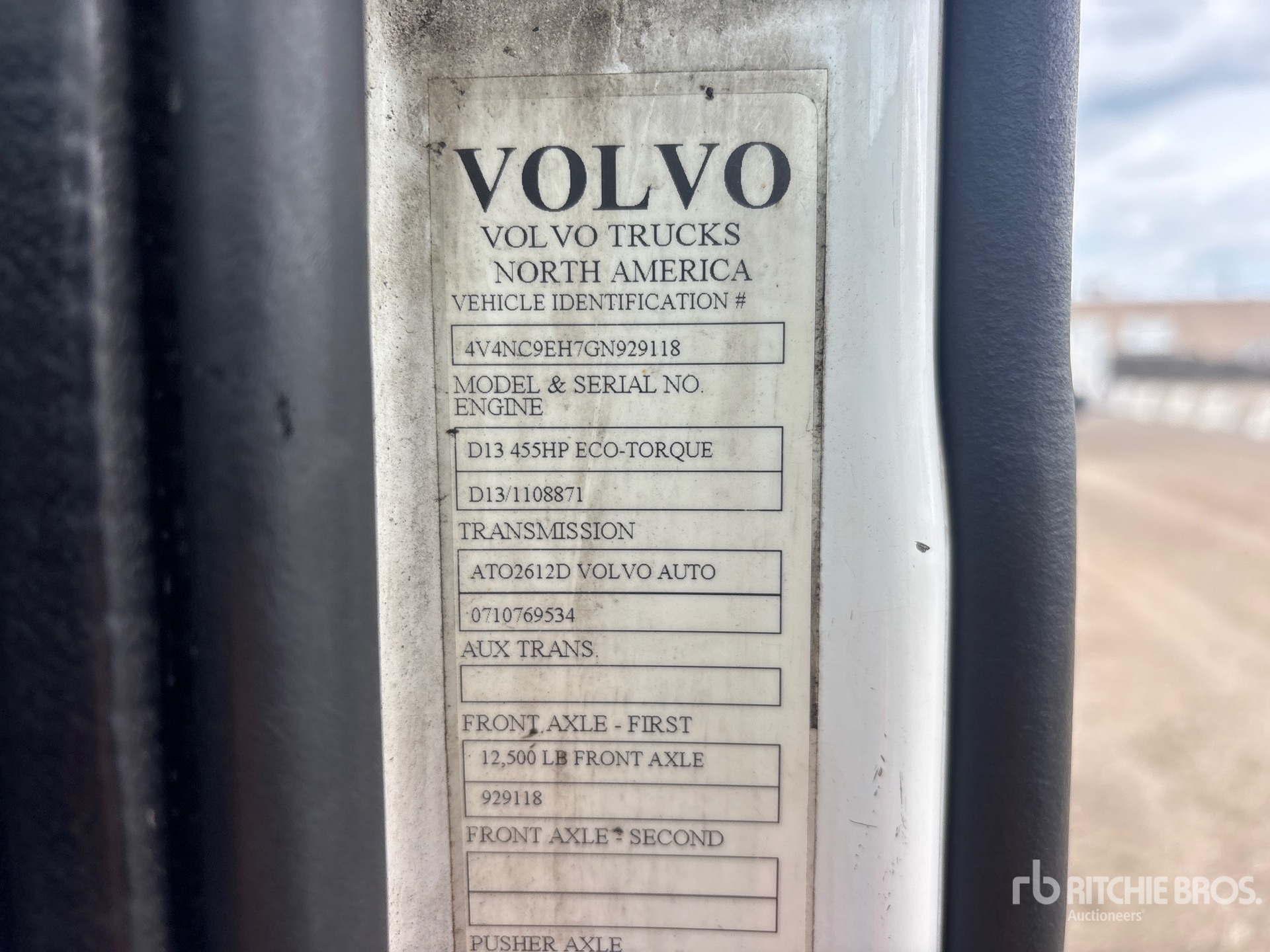 2016 Volvo VNL