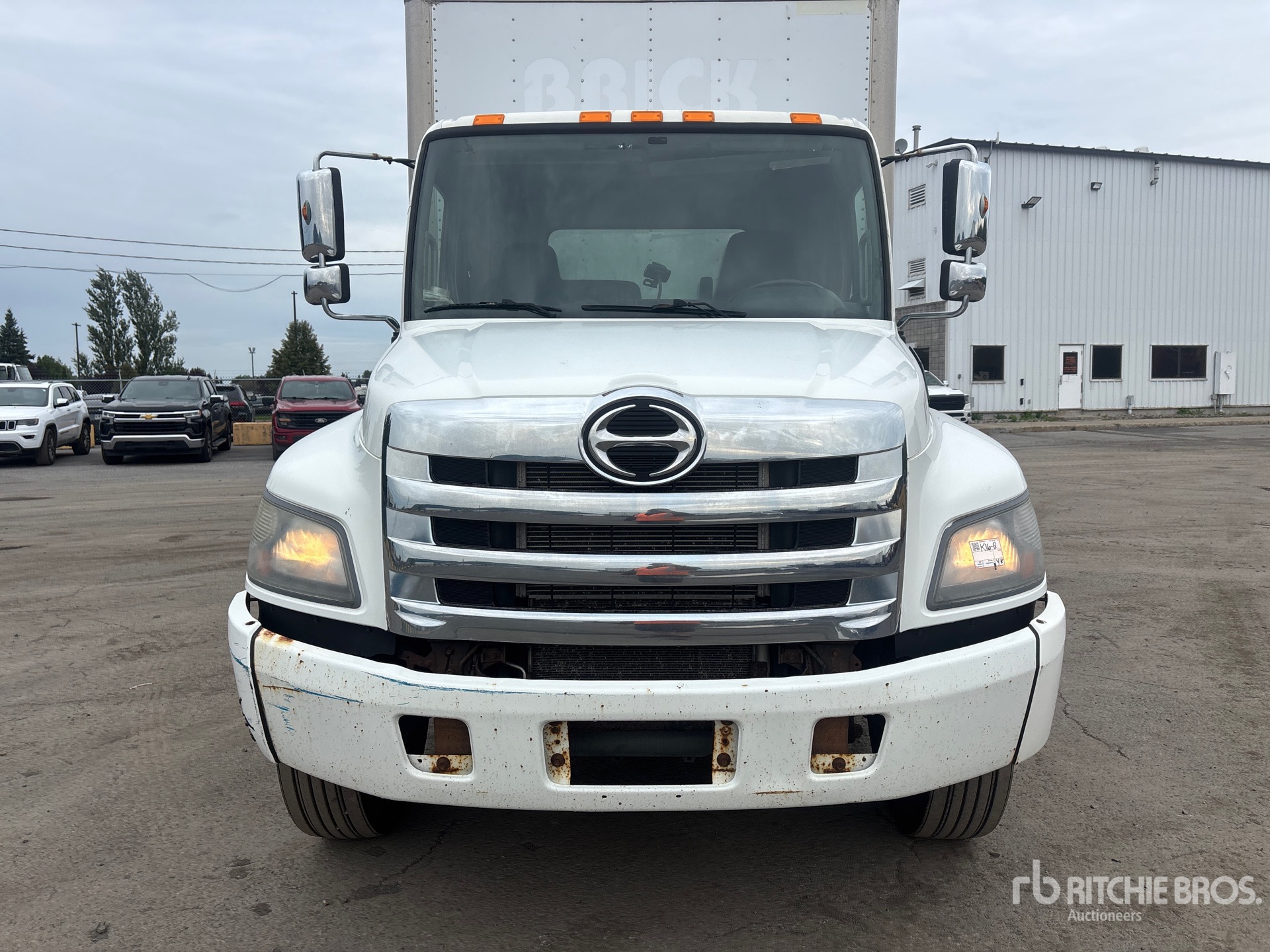 2016 Hino 268
