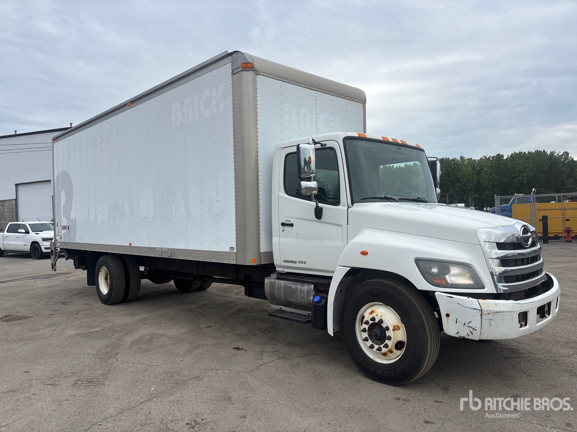 2016 Hino 268