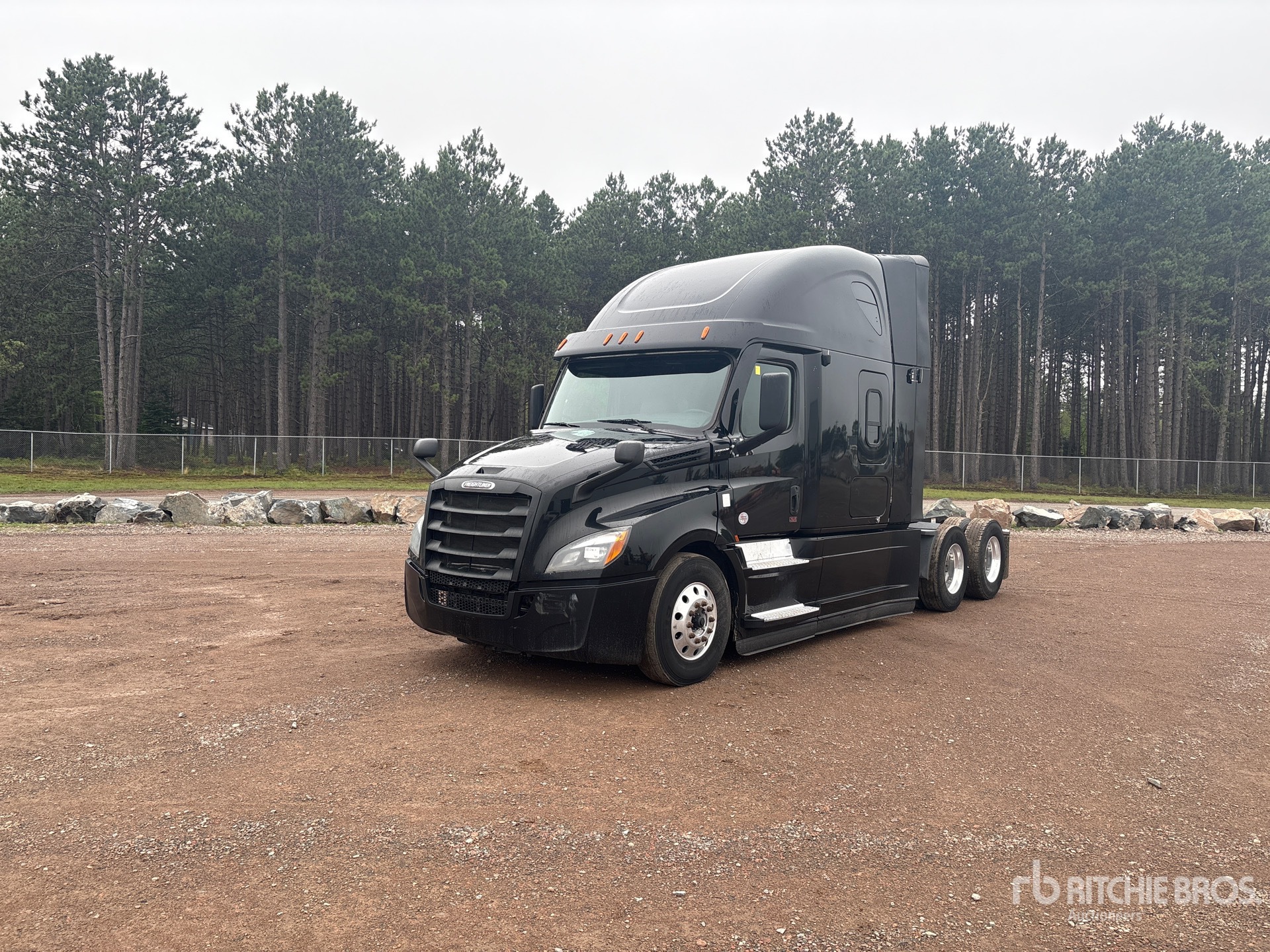 2022 Freightliner CASCADIA 126