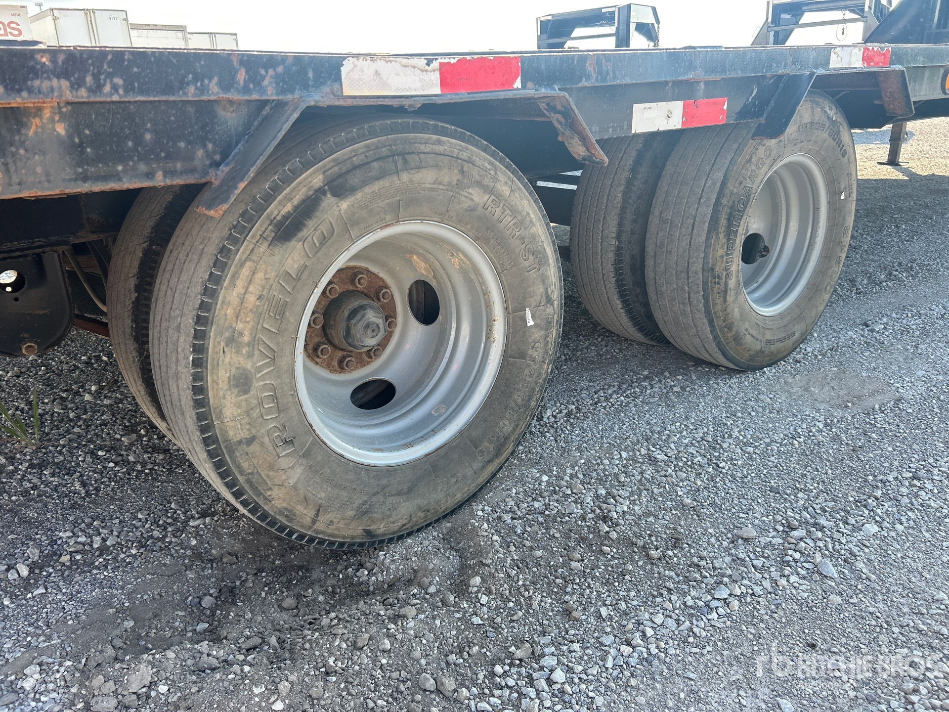 2018 Load Trail 32 FT T/A GOOSENECK