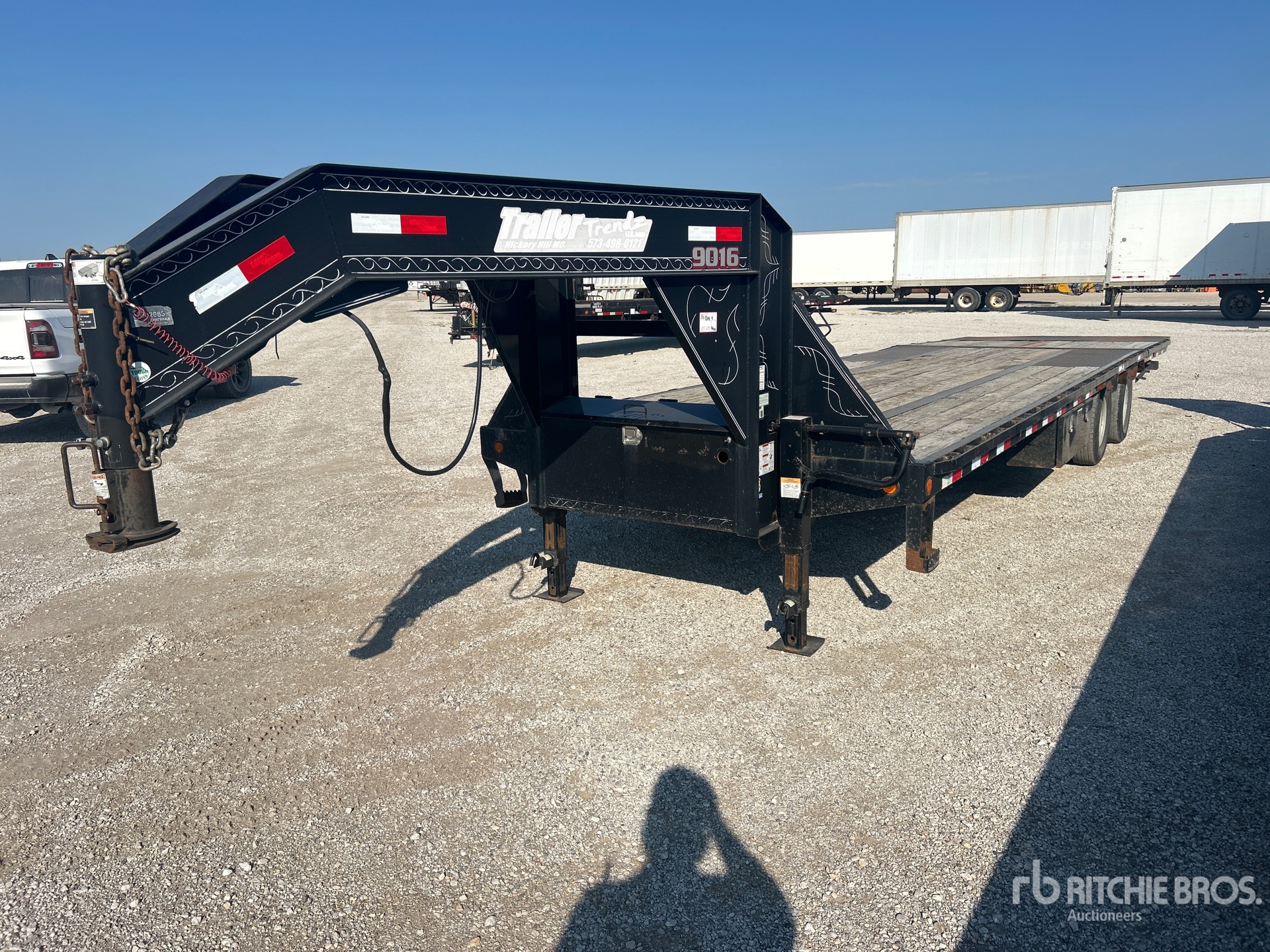 Photo of 2018 Load Trail 32 ft T/A Gooseneck