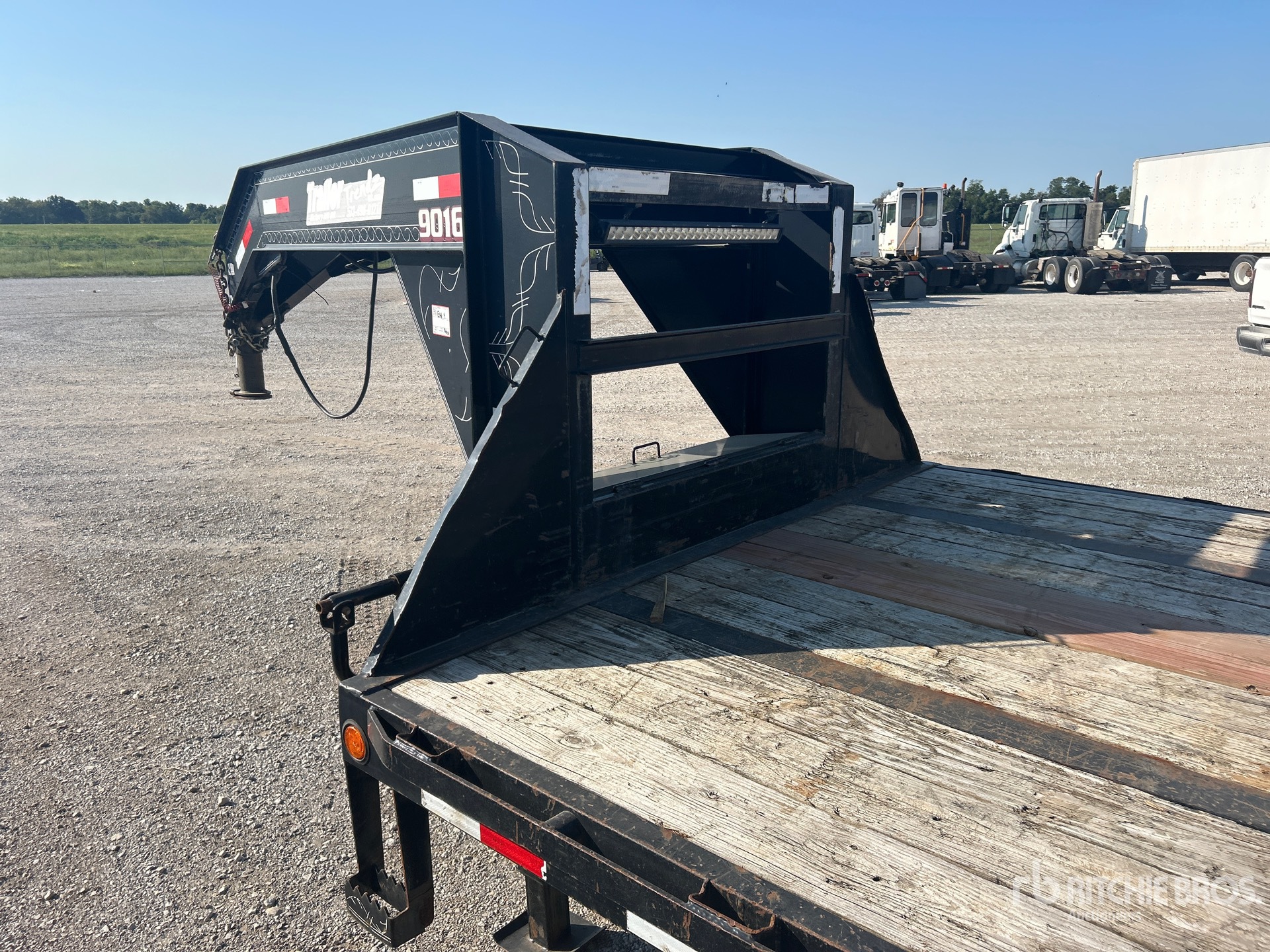 2018 Load Trail 32 FT T/A GOOSENECK