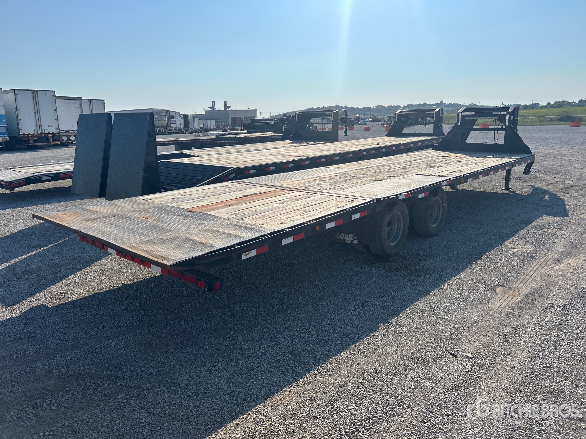 2018 Load Trail 32 FT T/A GOOSENECK