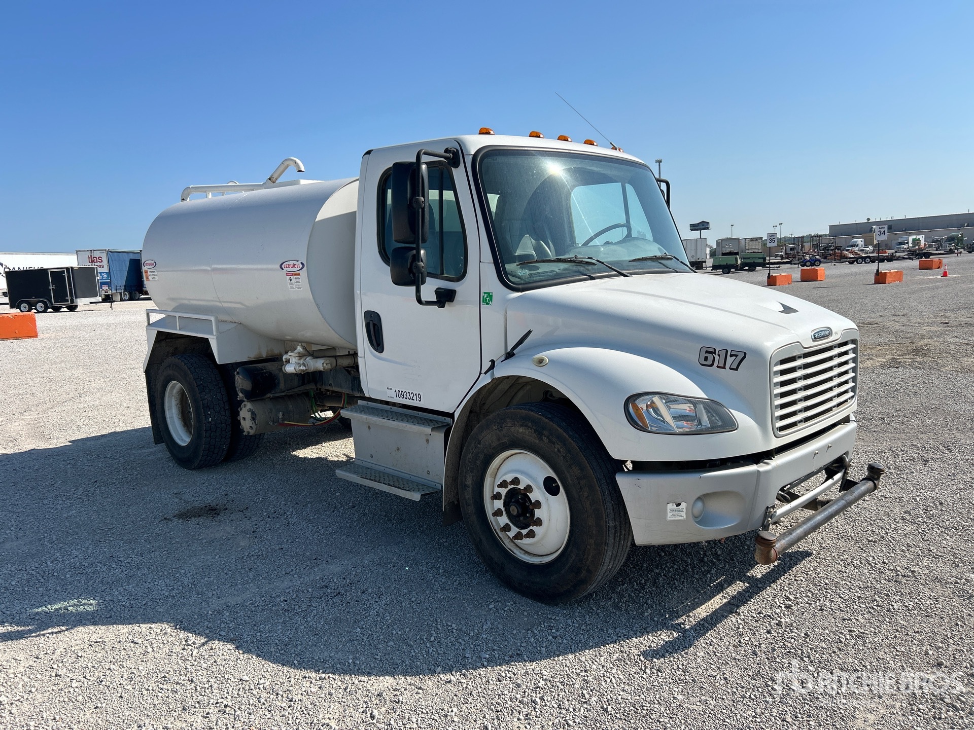 2020 Freightliner M2 106