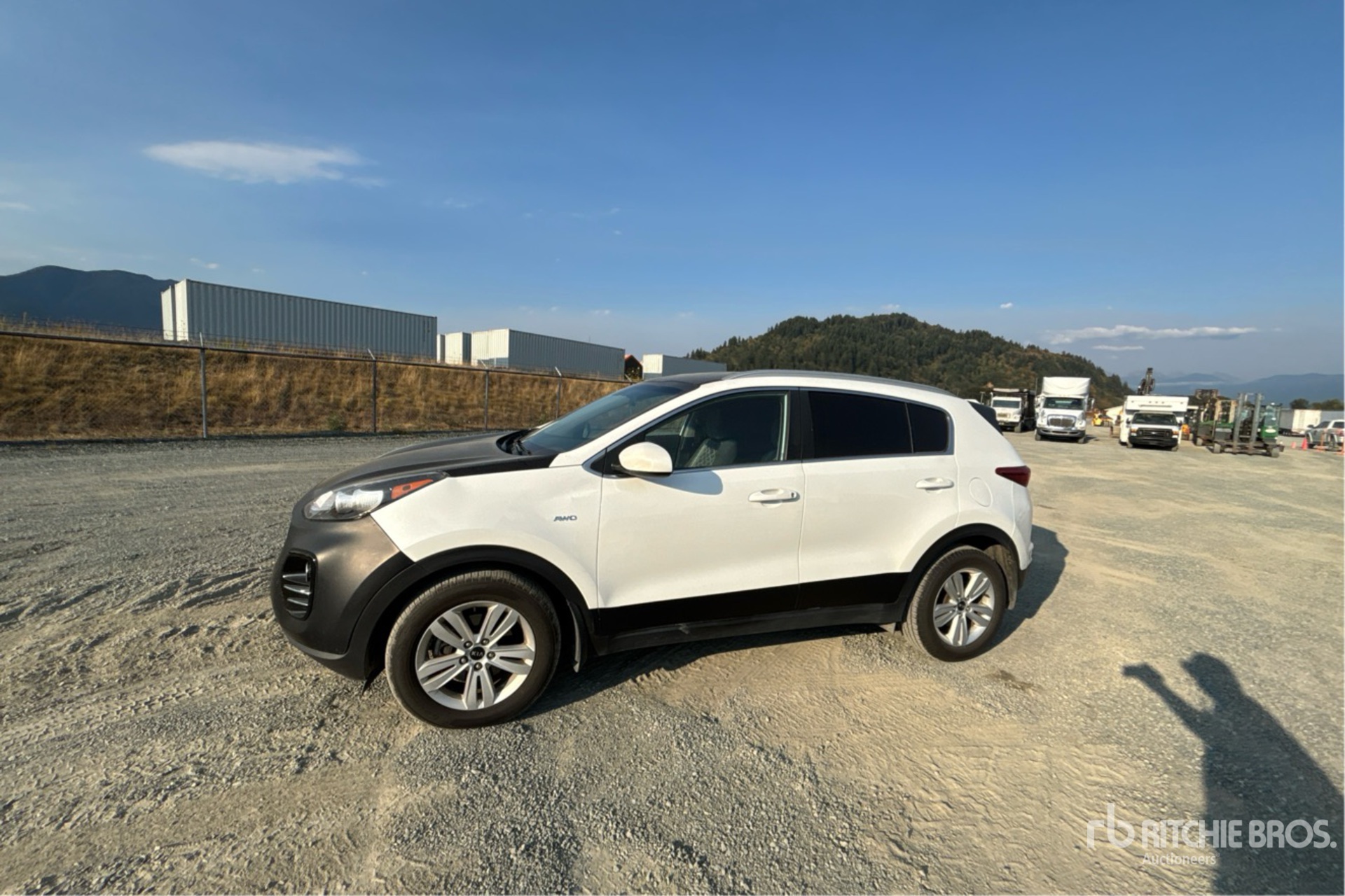 General Appearance with Picture, Left Front Corner