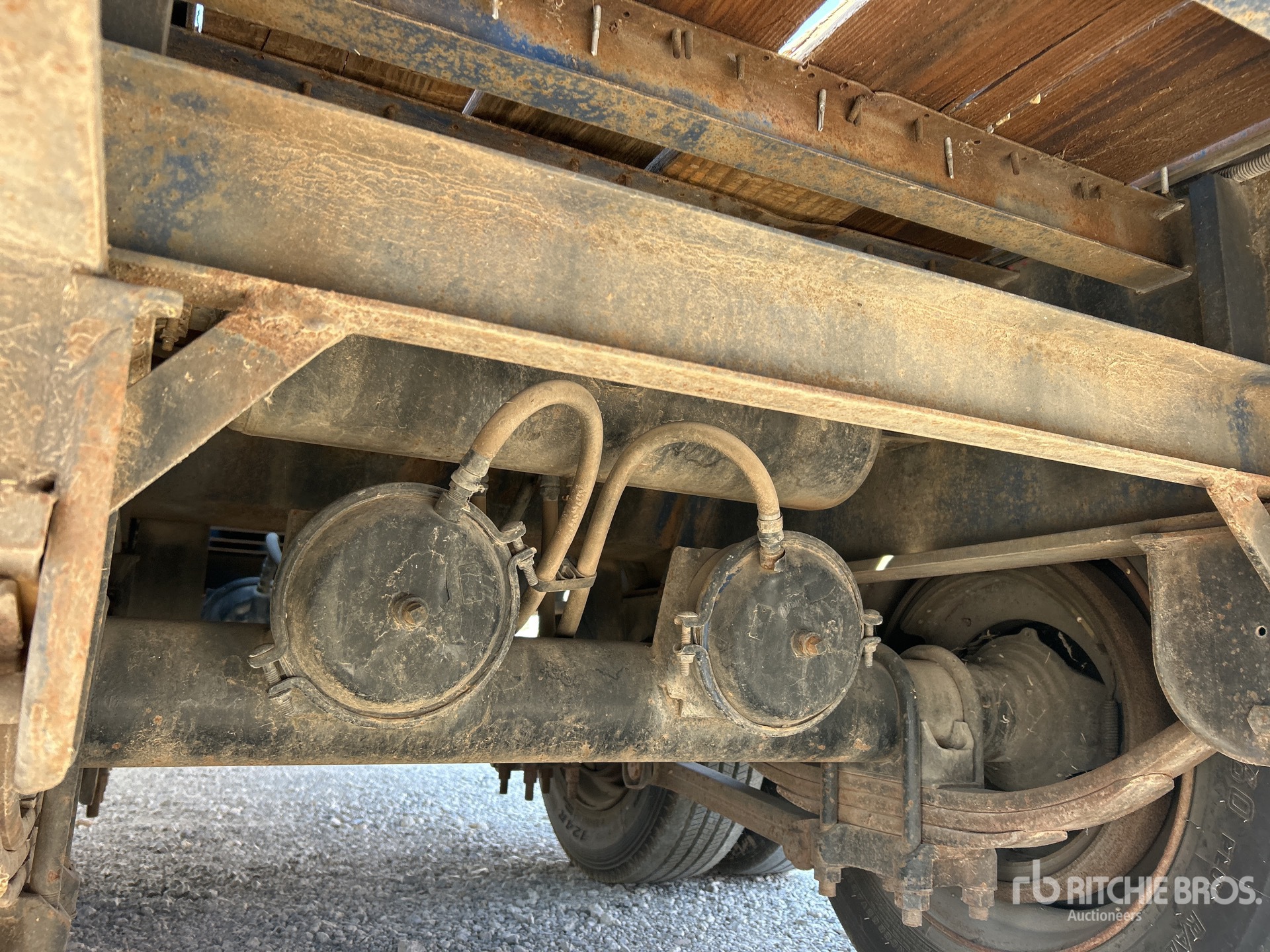 1989 Utility 48 ft