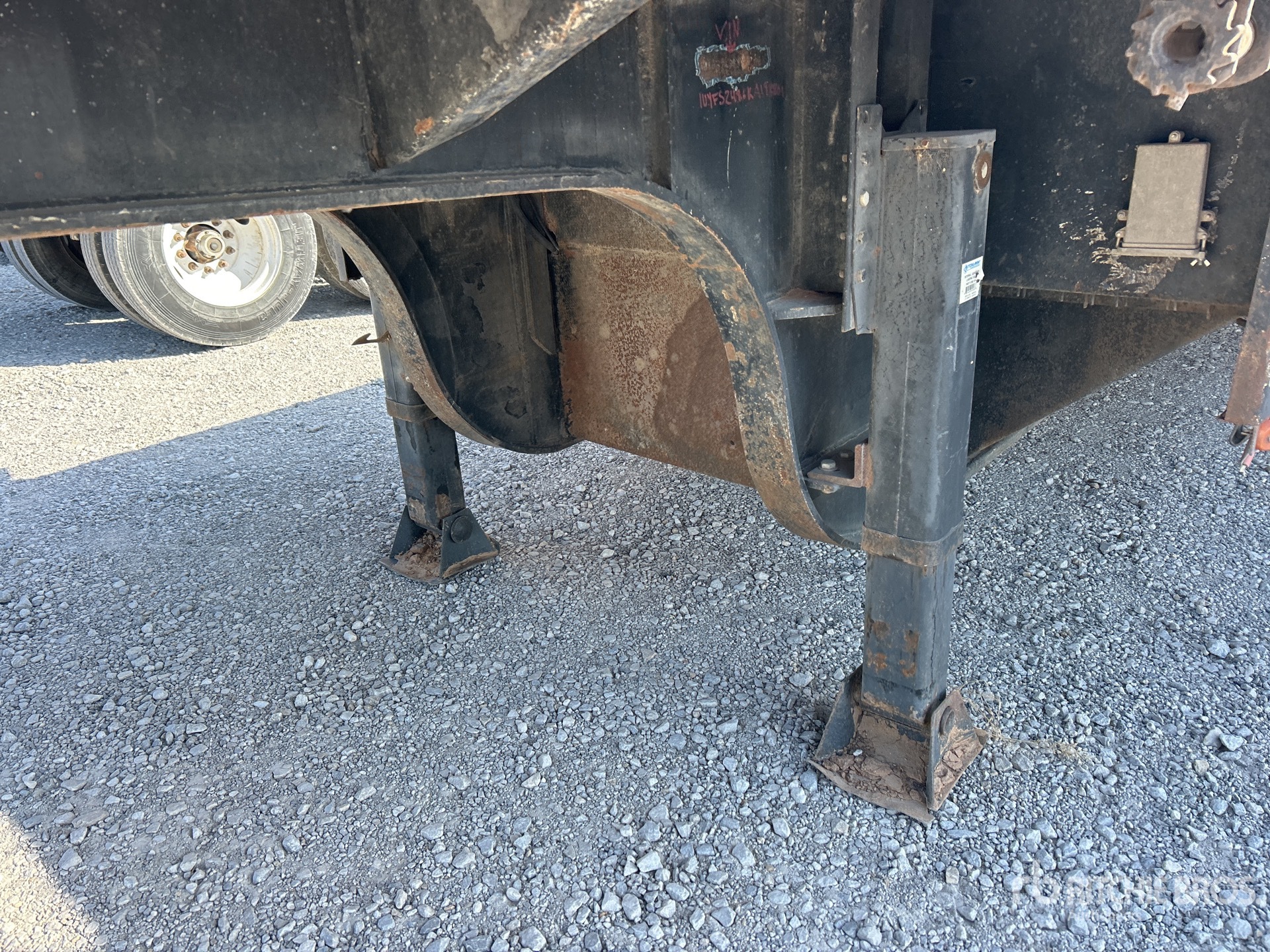 1989 Utility 48 ft