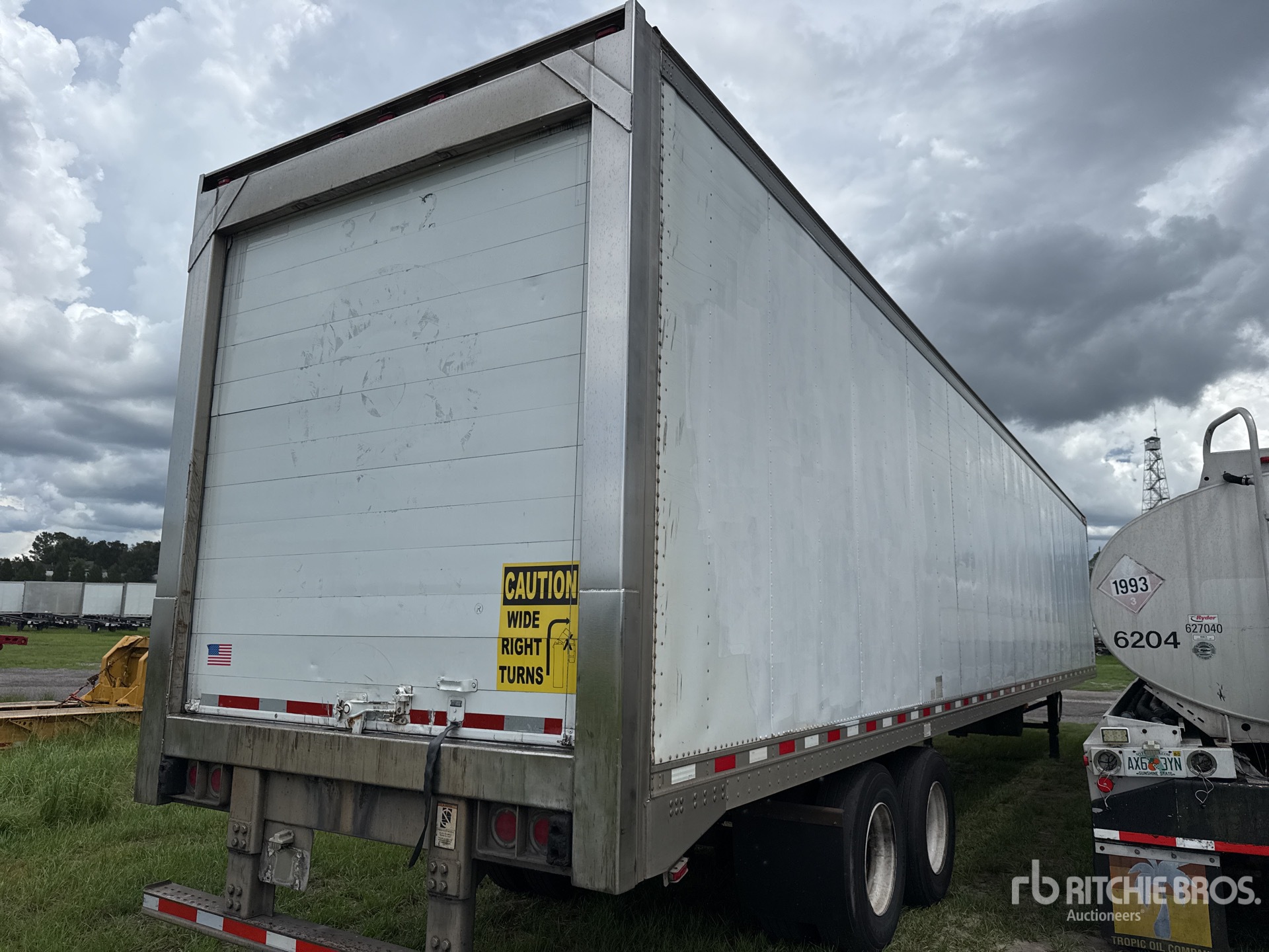 2011 Great Dane 53 FT X 102 IN T/A