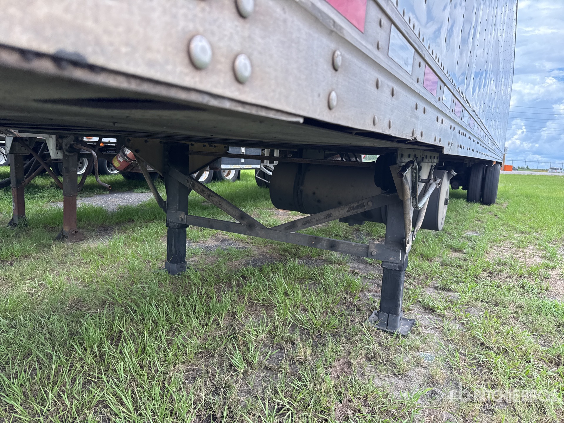 2011 Great Dane 53 FT X 102 IN T/A