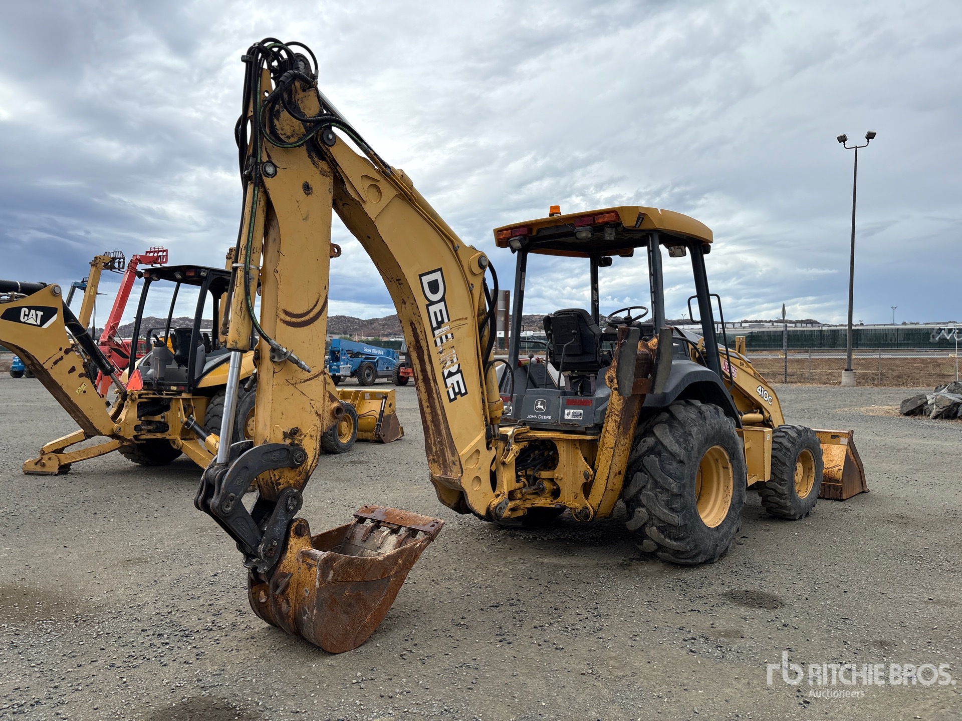 2005 John Deere 410G