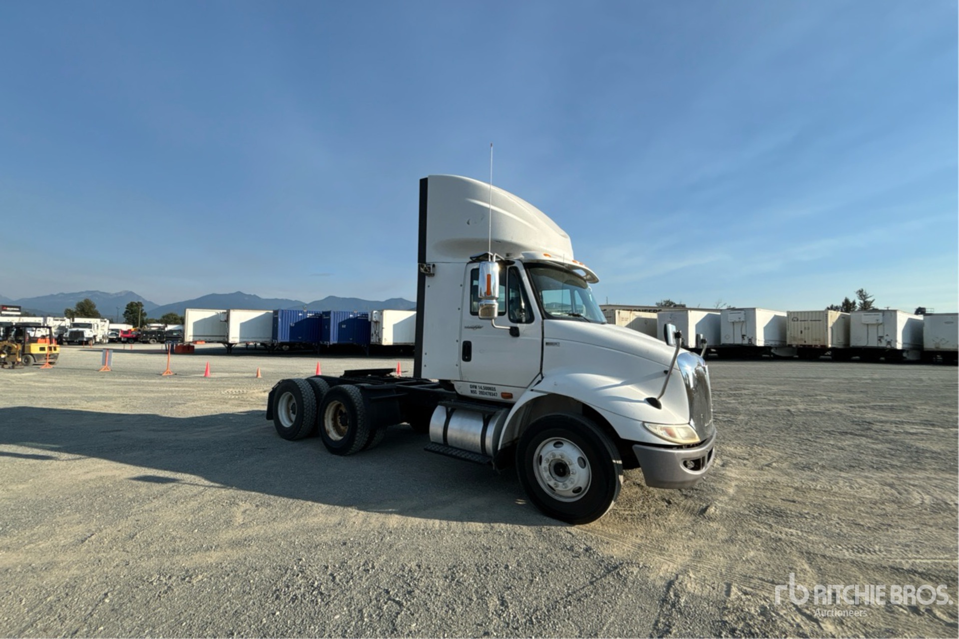 2013 International 8600