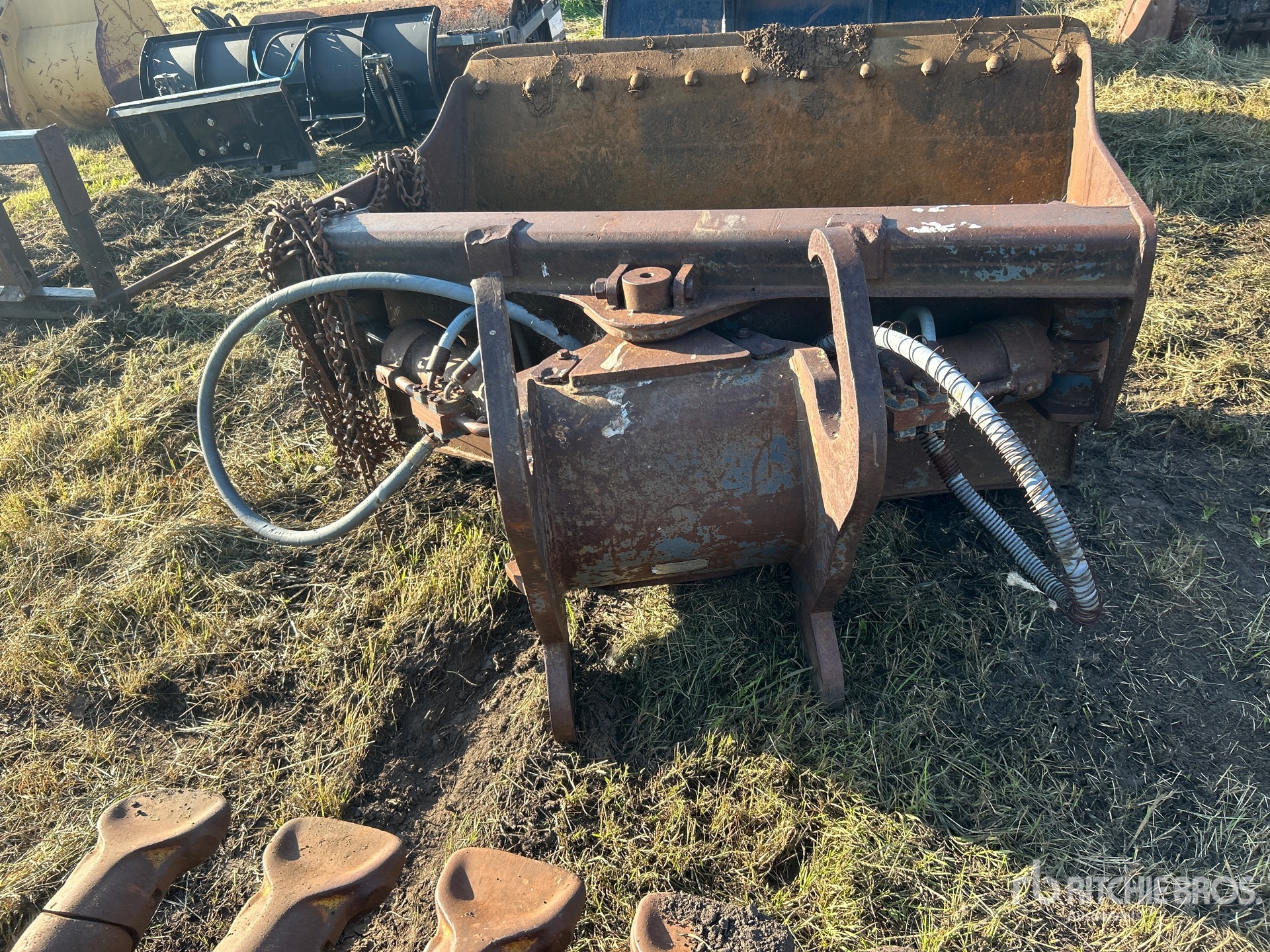 AMI 63 IN HYDRAULIC TILTING CLEANUP ...