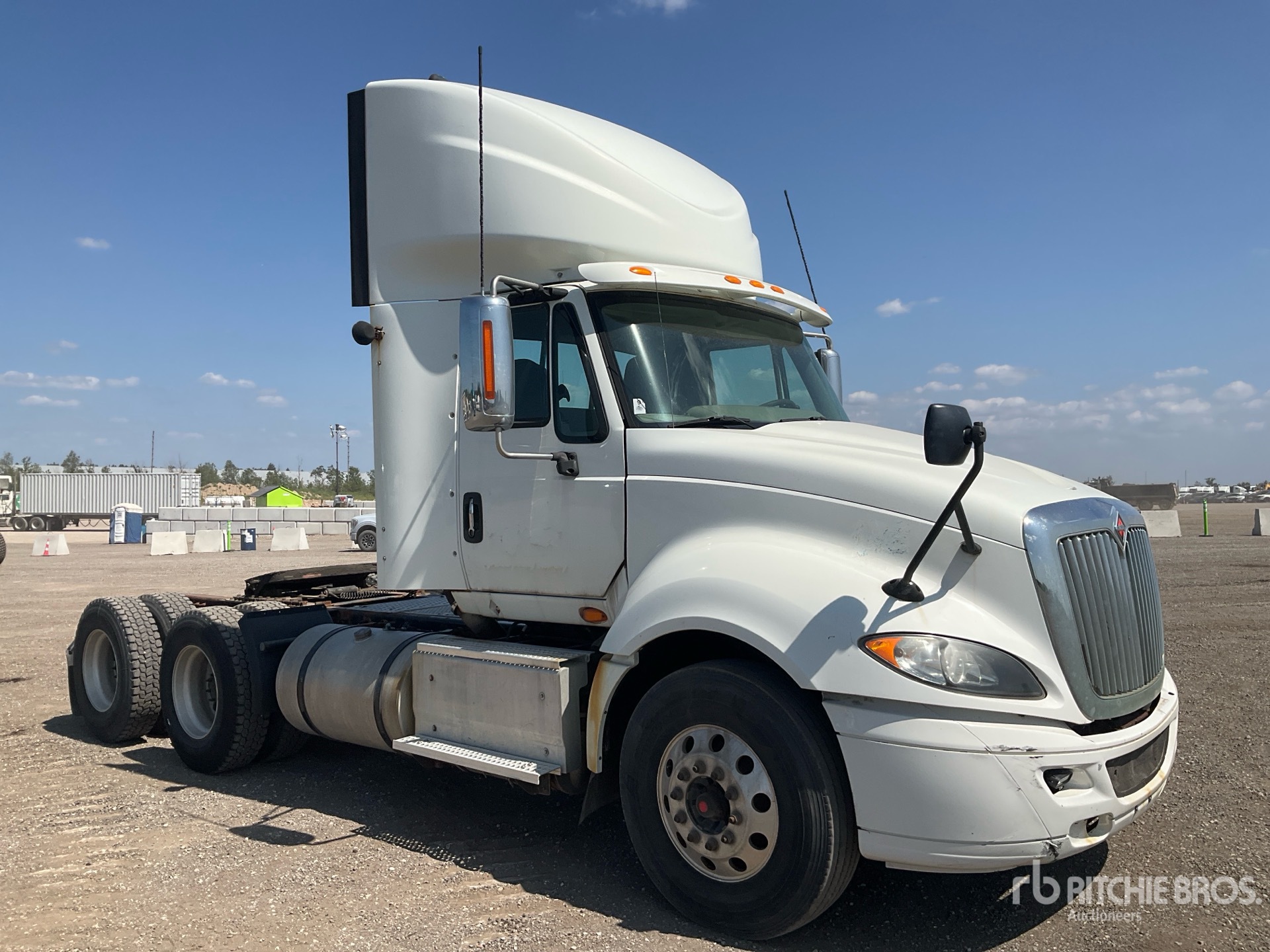 2016 International PROSTAR+