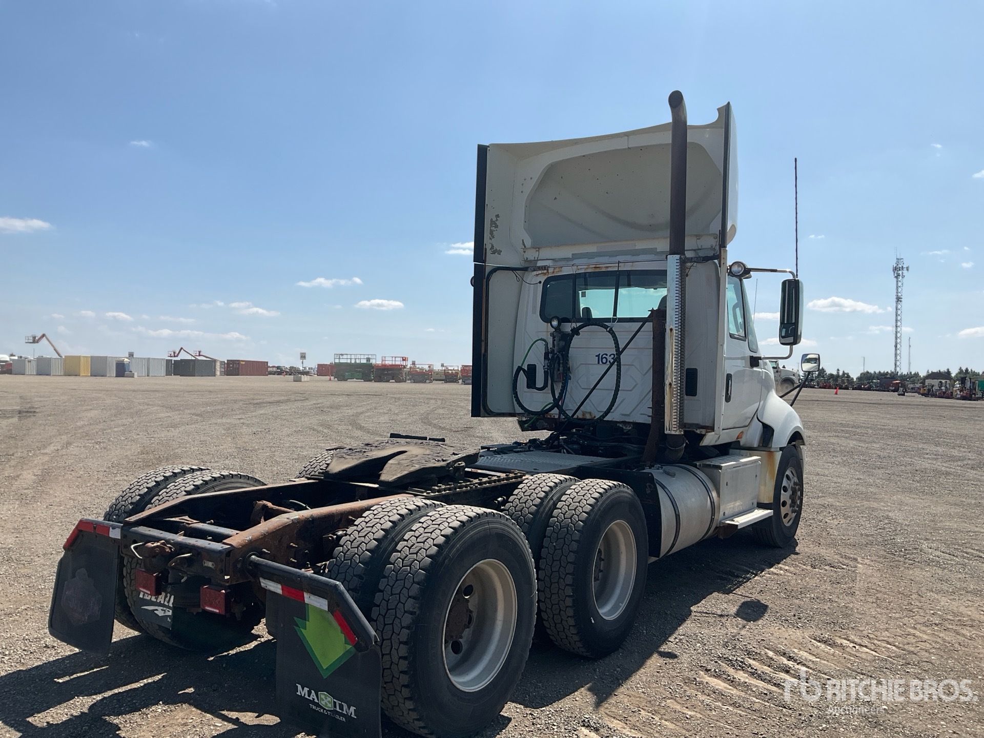 2016 International PROSTAR+