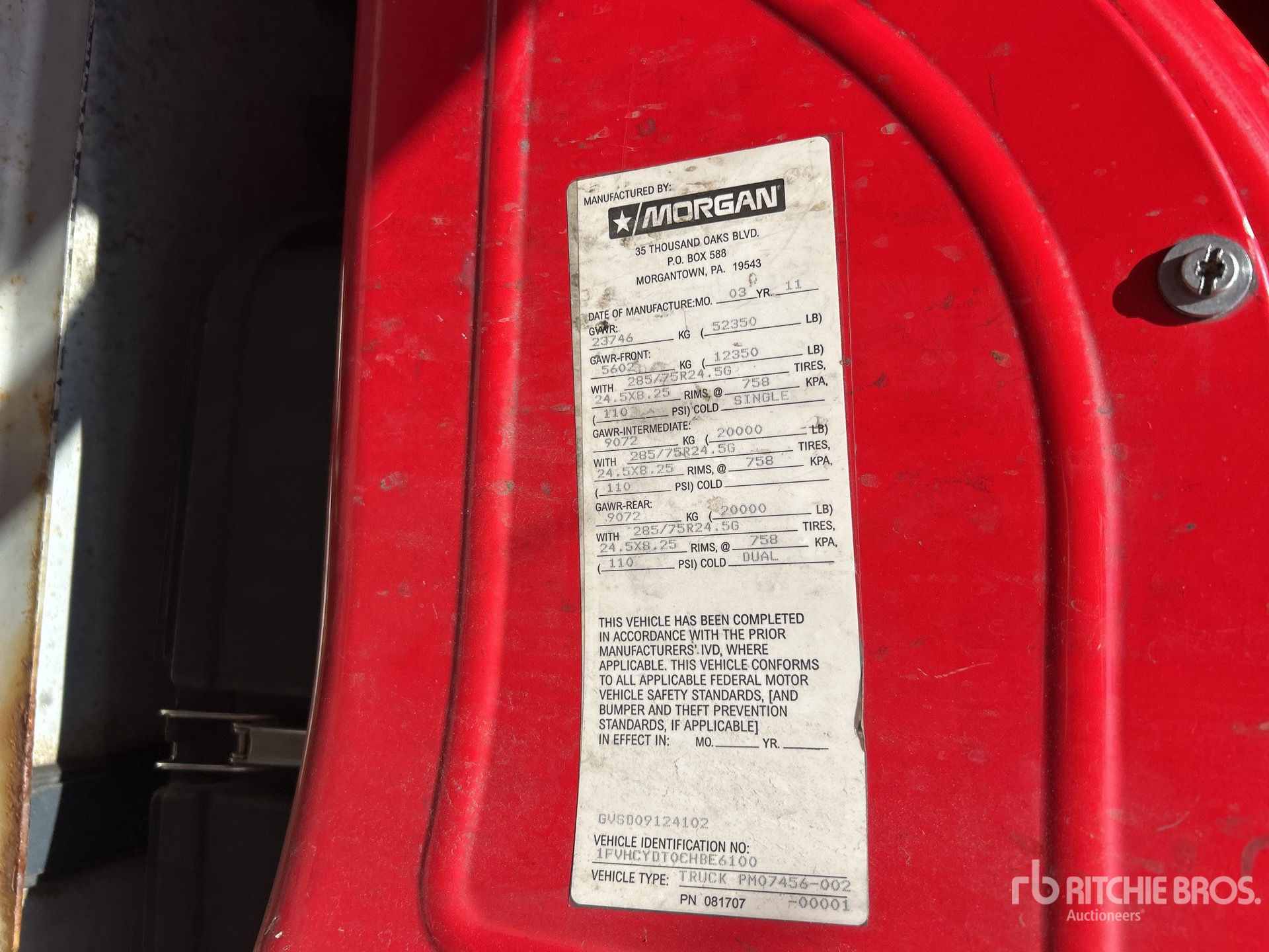 2012 Freightliner M2106