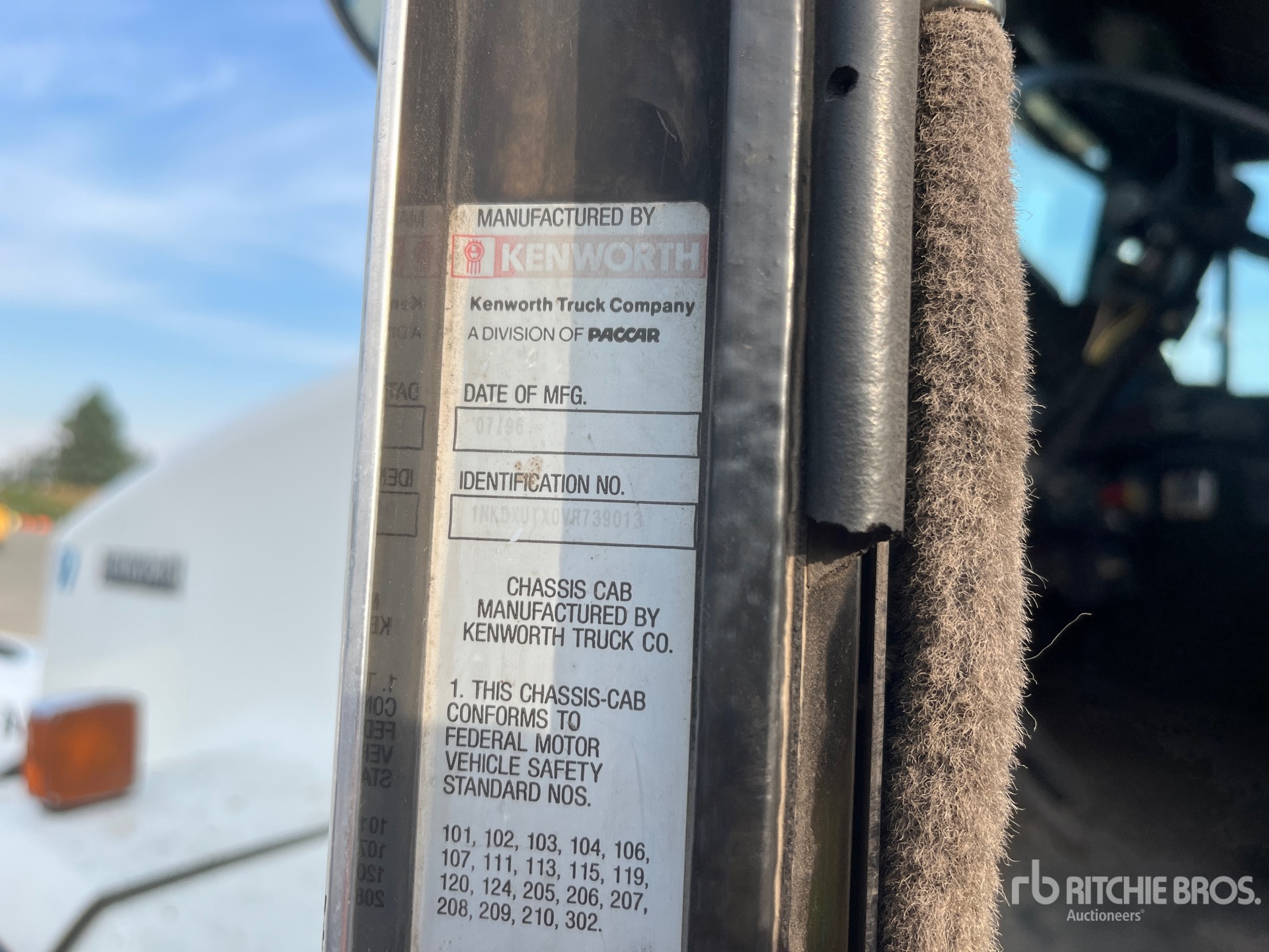 1997 Kenworth T800
