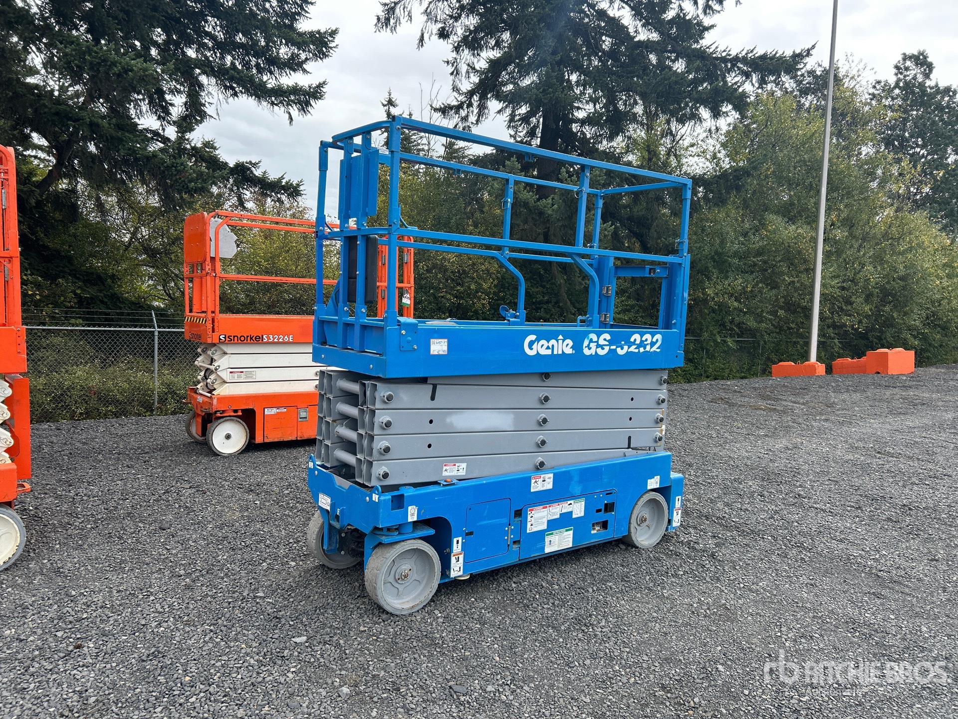 2018 Genie GS-3232