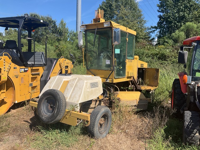Rosco RB-48 Broom Self-Propelled Broom