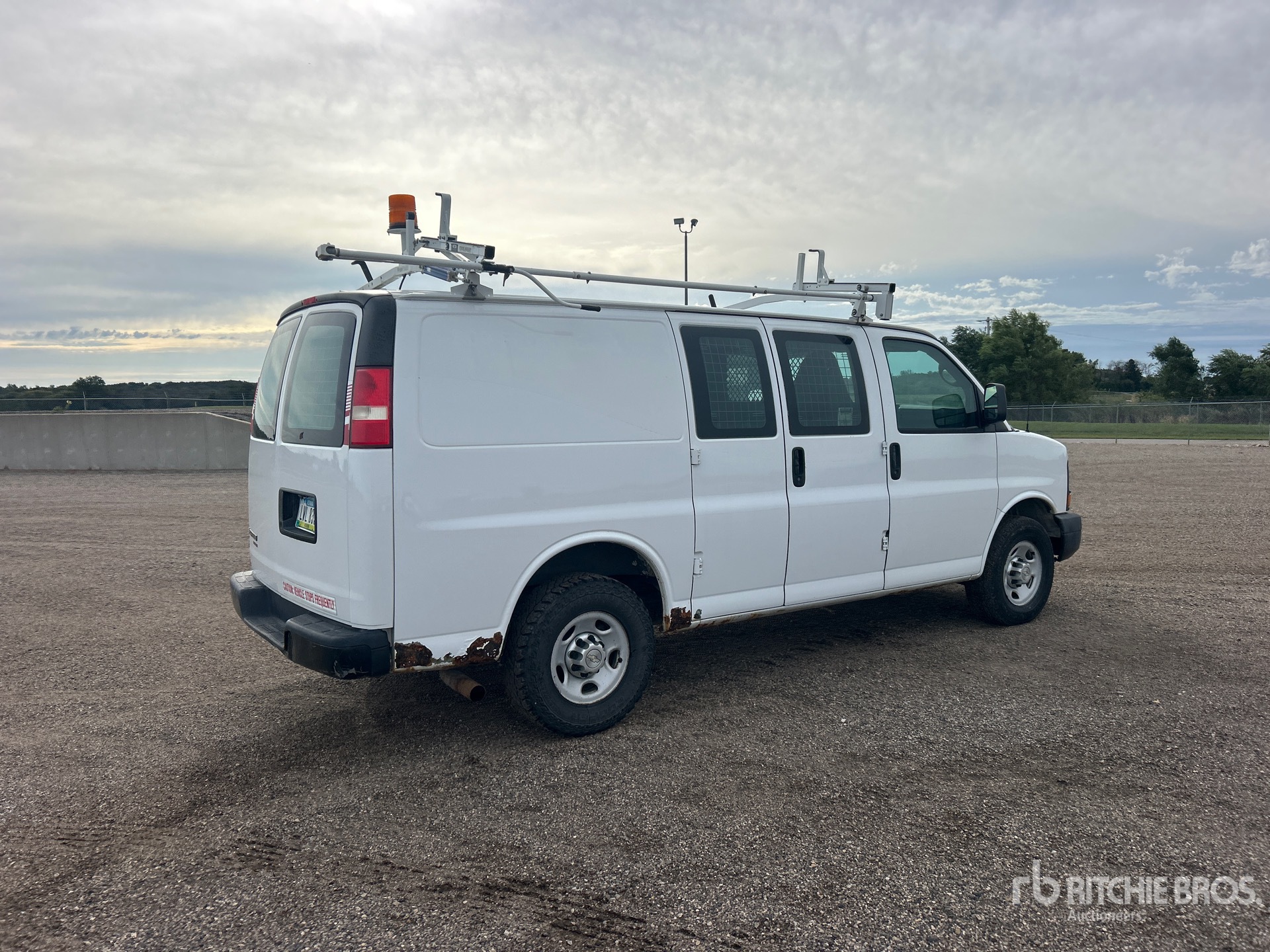 2012 Chevrolet EXPRESS 2500