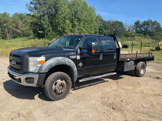 2015 Ford F-550 XL 4x4 Crew Cab Flatbed Truck 2015 Ford F-550 XL 4x4 Crew Cab Flatbed Truck