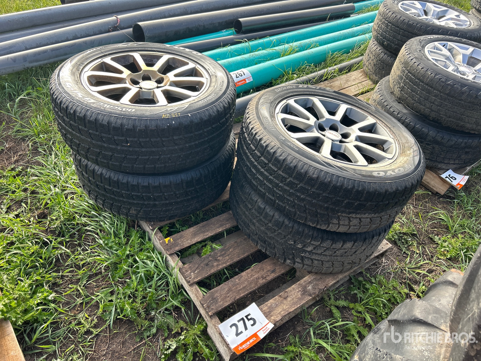 Photo of Toyota Quantity of (4) 275/55R20