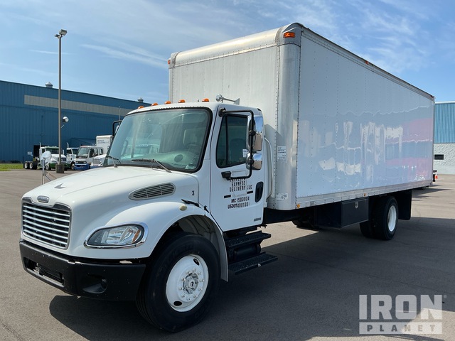 2004 Freightliner M2 106 Van Truck