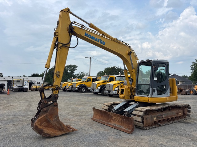 2004 Komatsu PC138USLC-2E0 Tracked Excavator 2004 Komatsu PC138USLC-2E0 Tracked Excavator