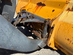 Chassis with Quick Coupler to Arms Pins