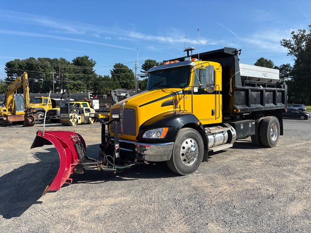 2021 Kenworth T270 4x2 Salt box and spreader S/A Dump Truck
