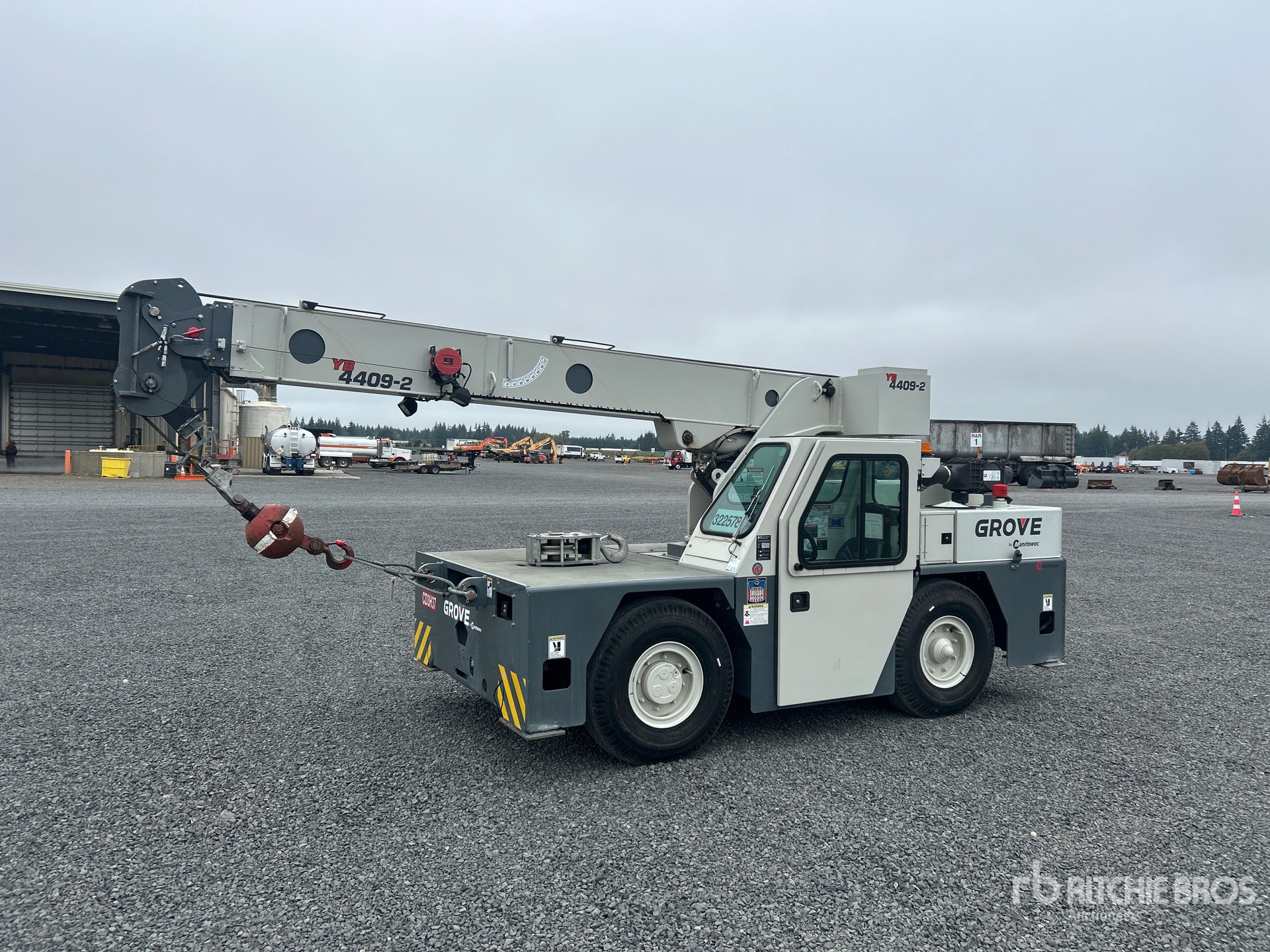2018 Grove YB4409-2
