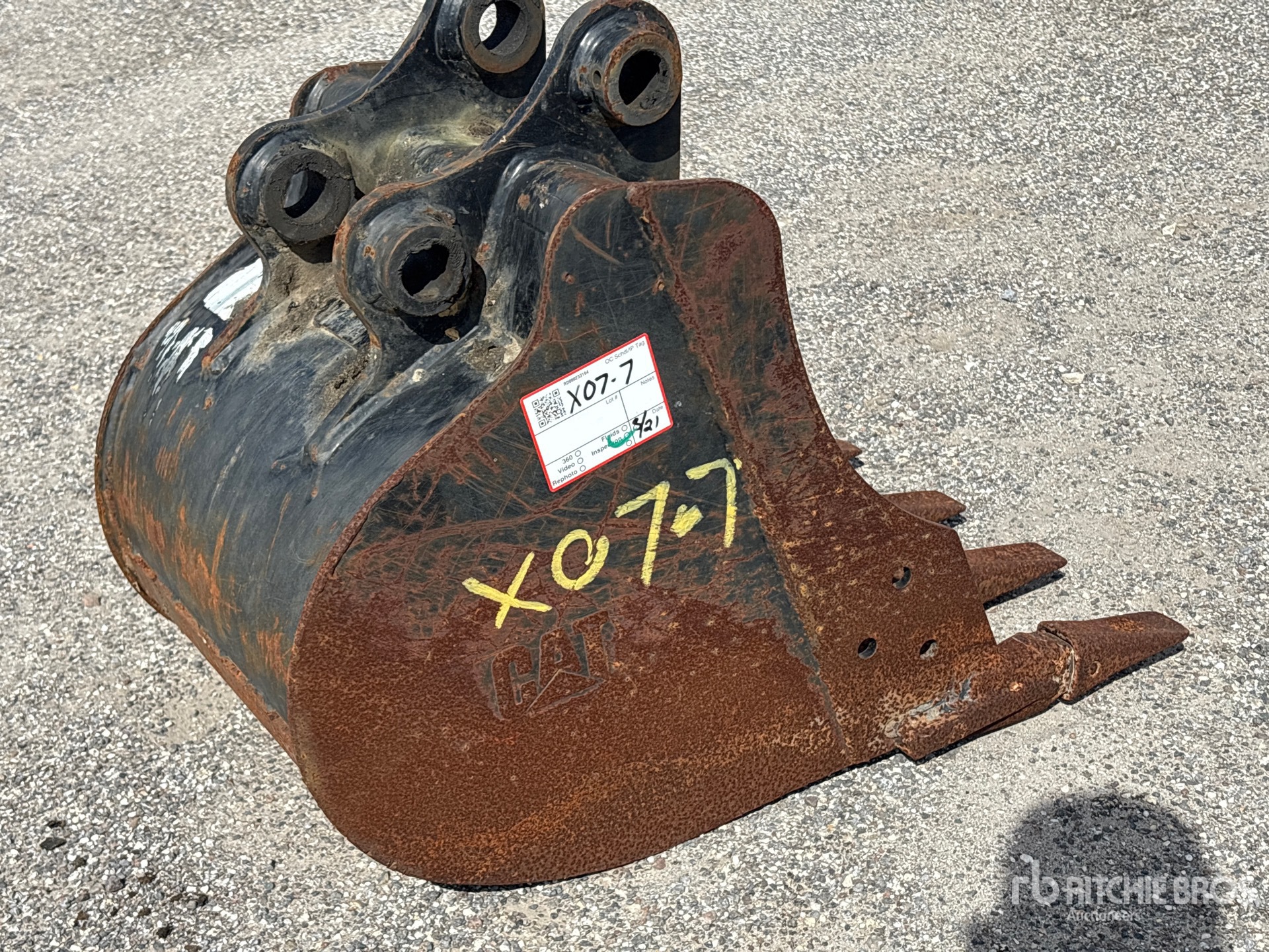 General Appearance with Picture, Right Rear Corner