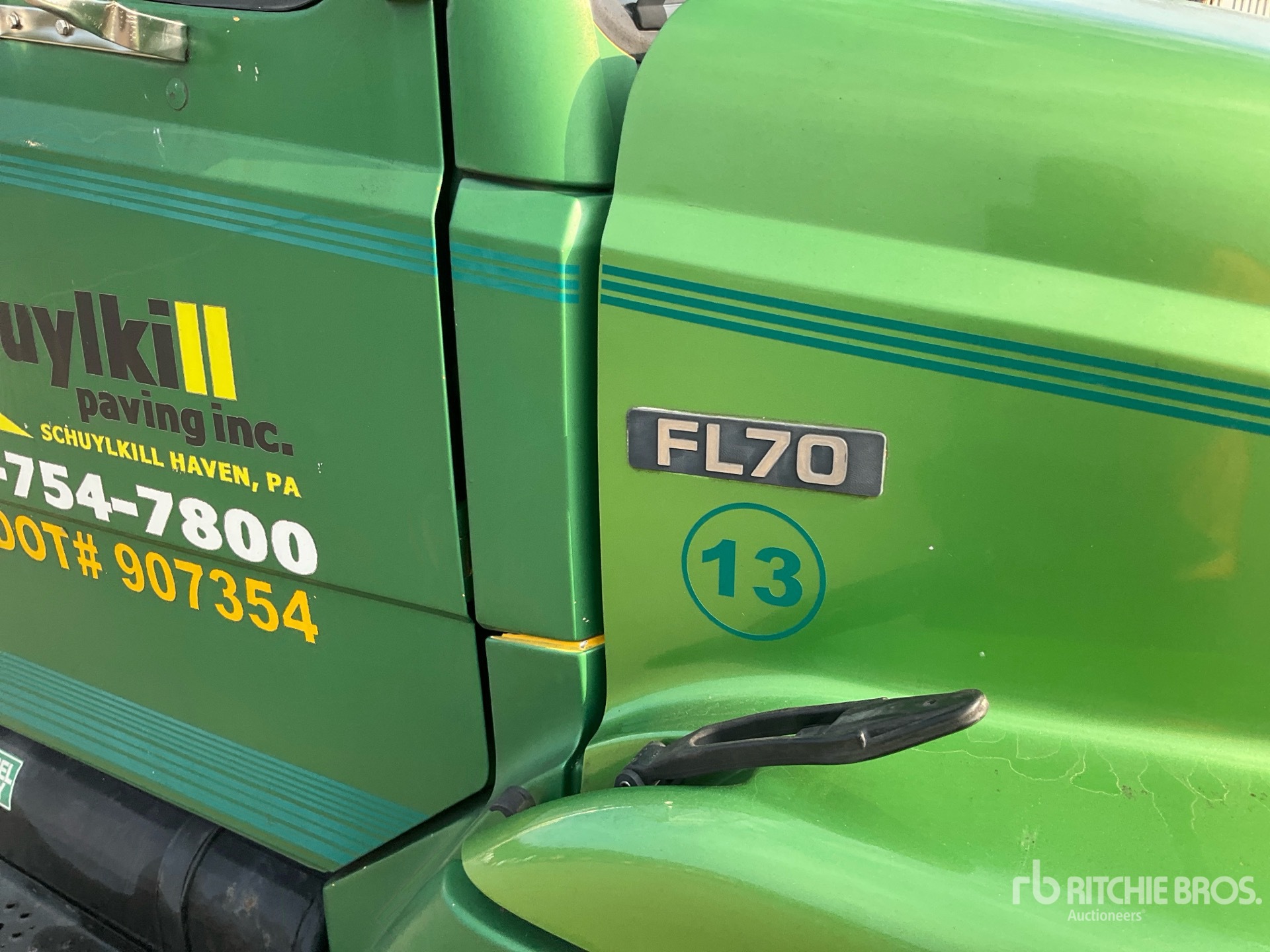 2000 Freightliner FL50