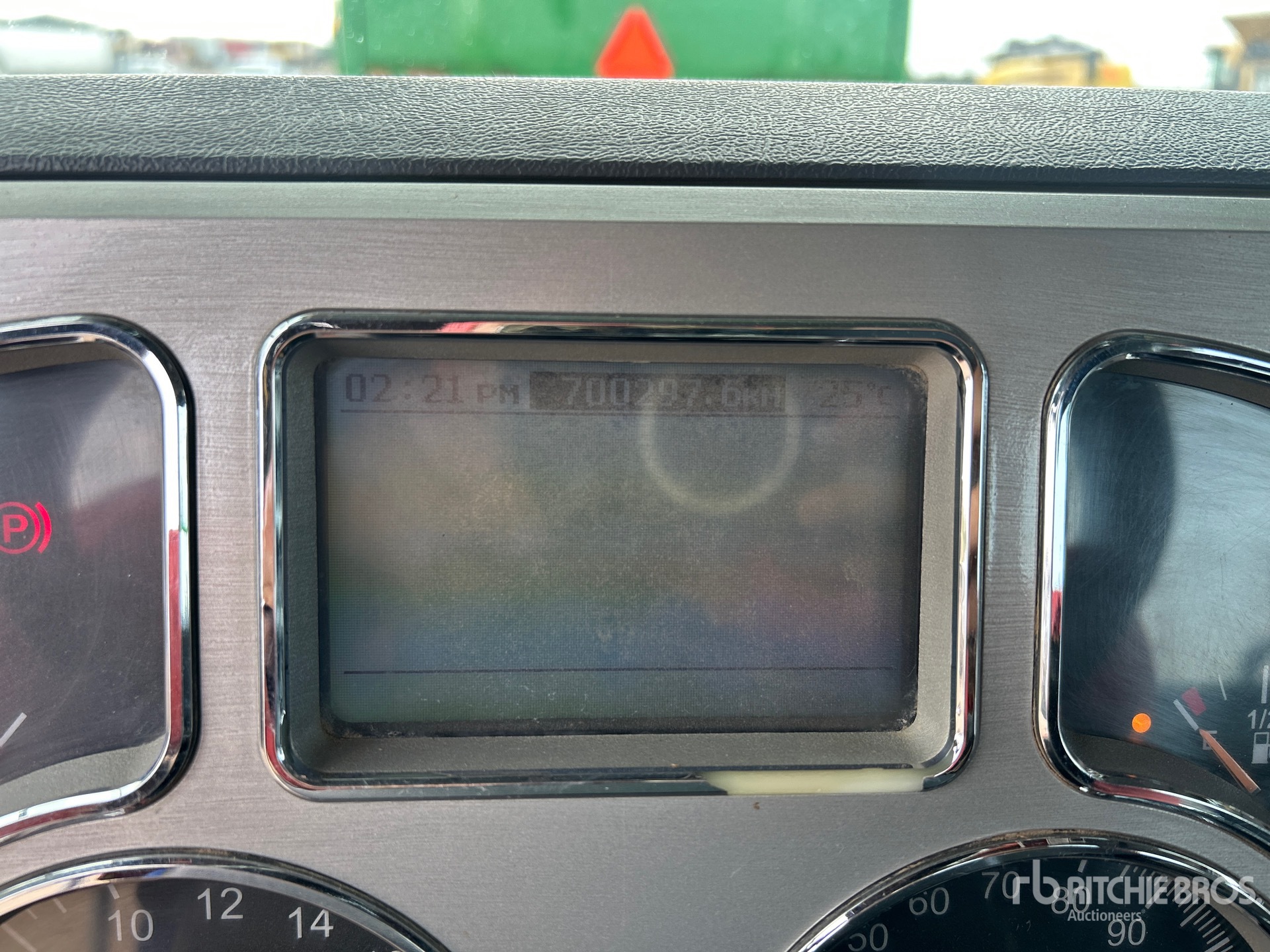 2011 Mack CXU613