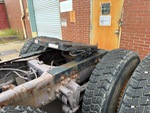 4 Underbody - Truck with