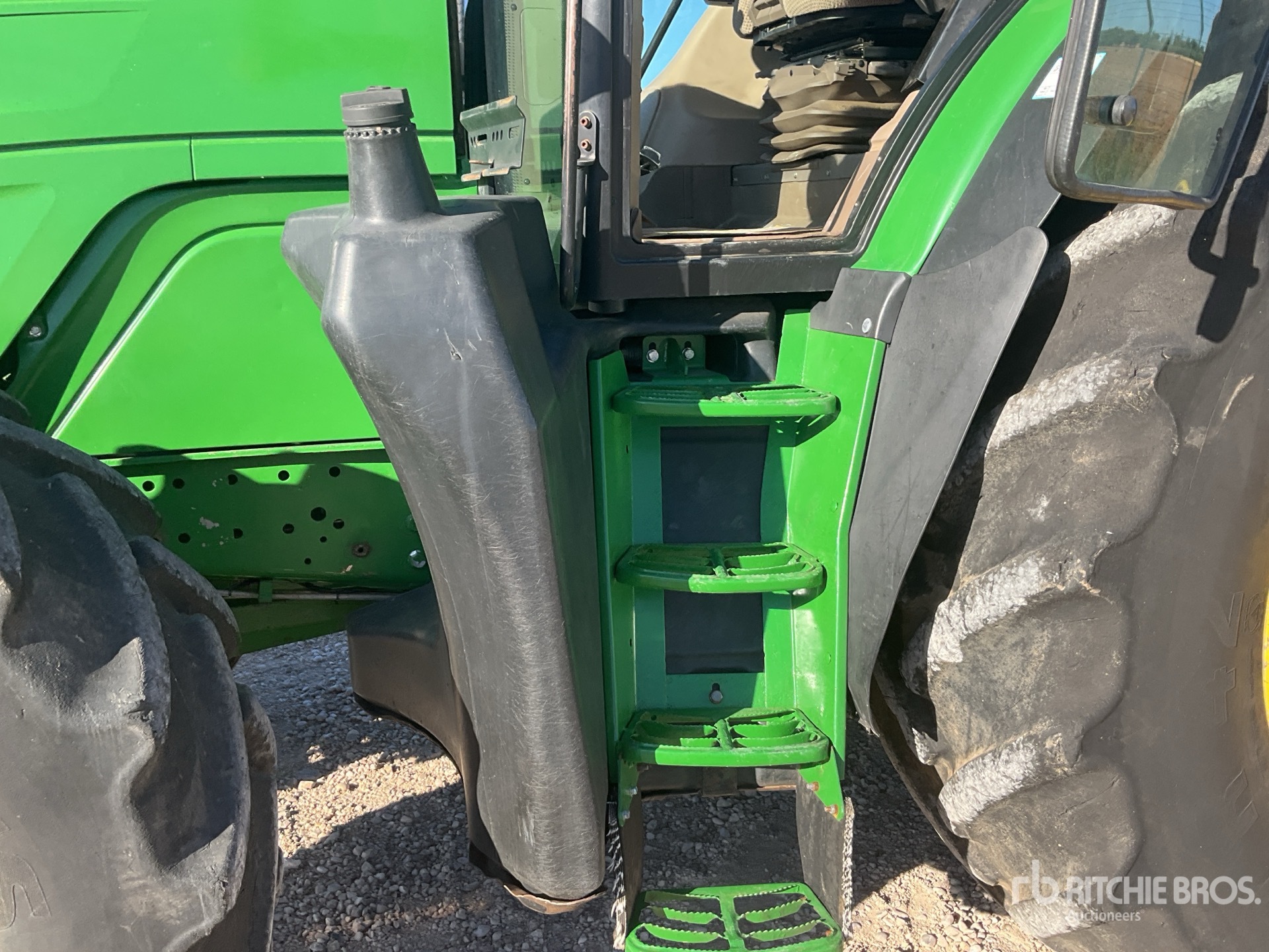 2012 John Deere 6190R
