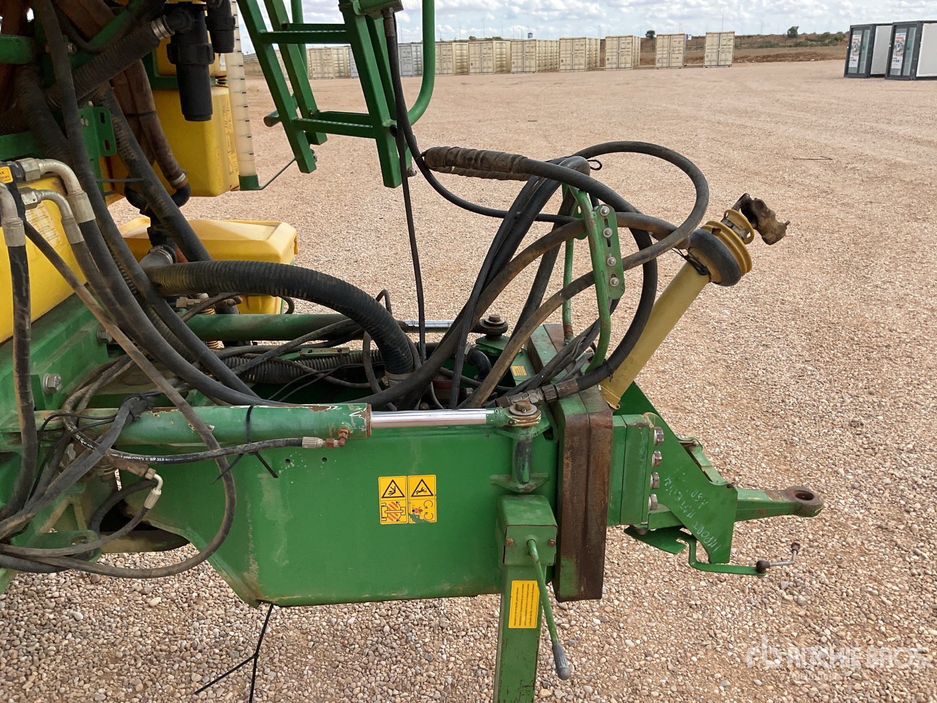 2004 John Deere 832