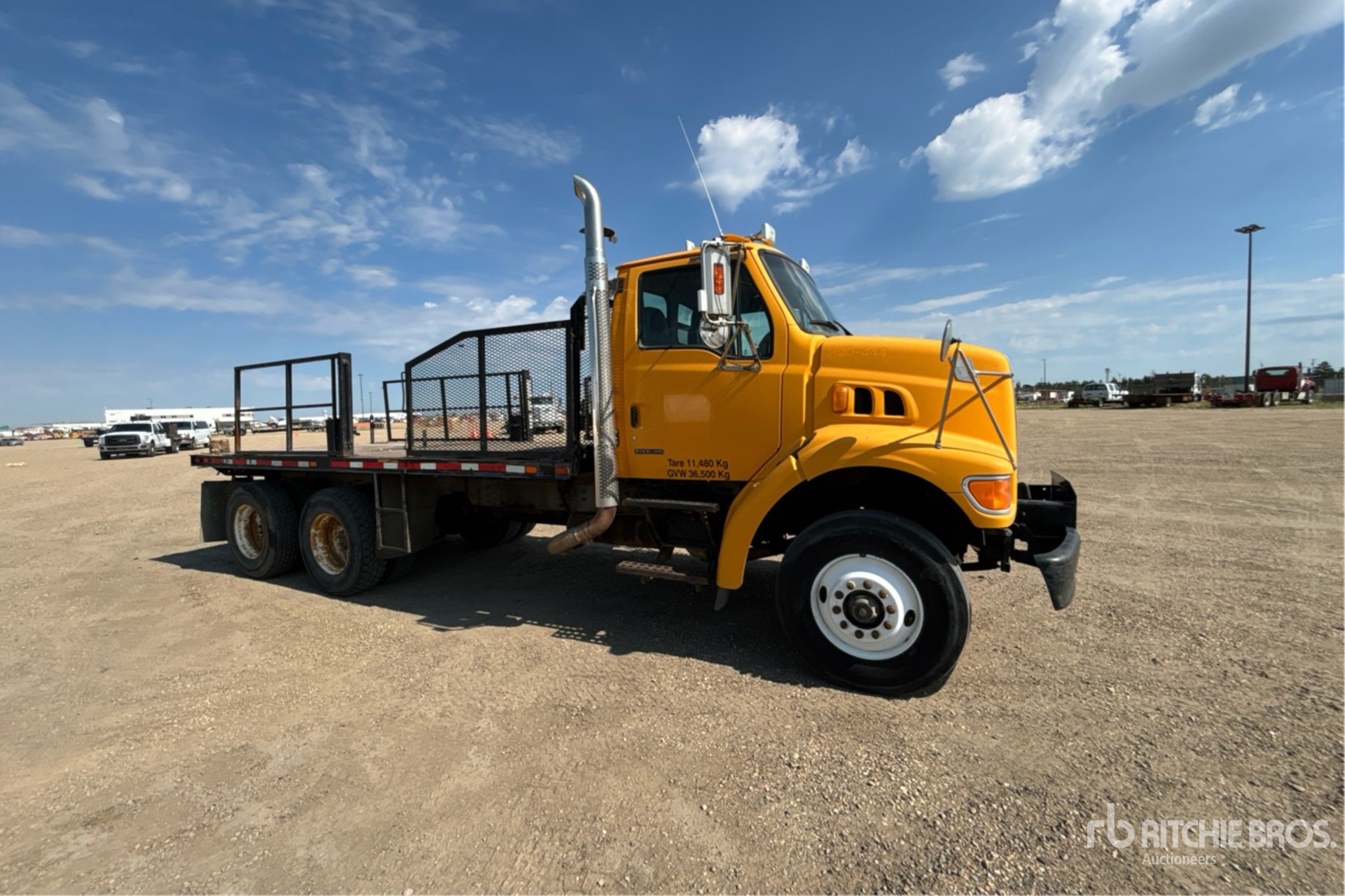 2004 Sterling LT7500
