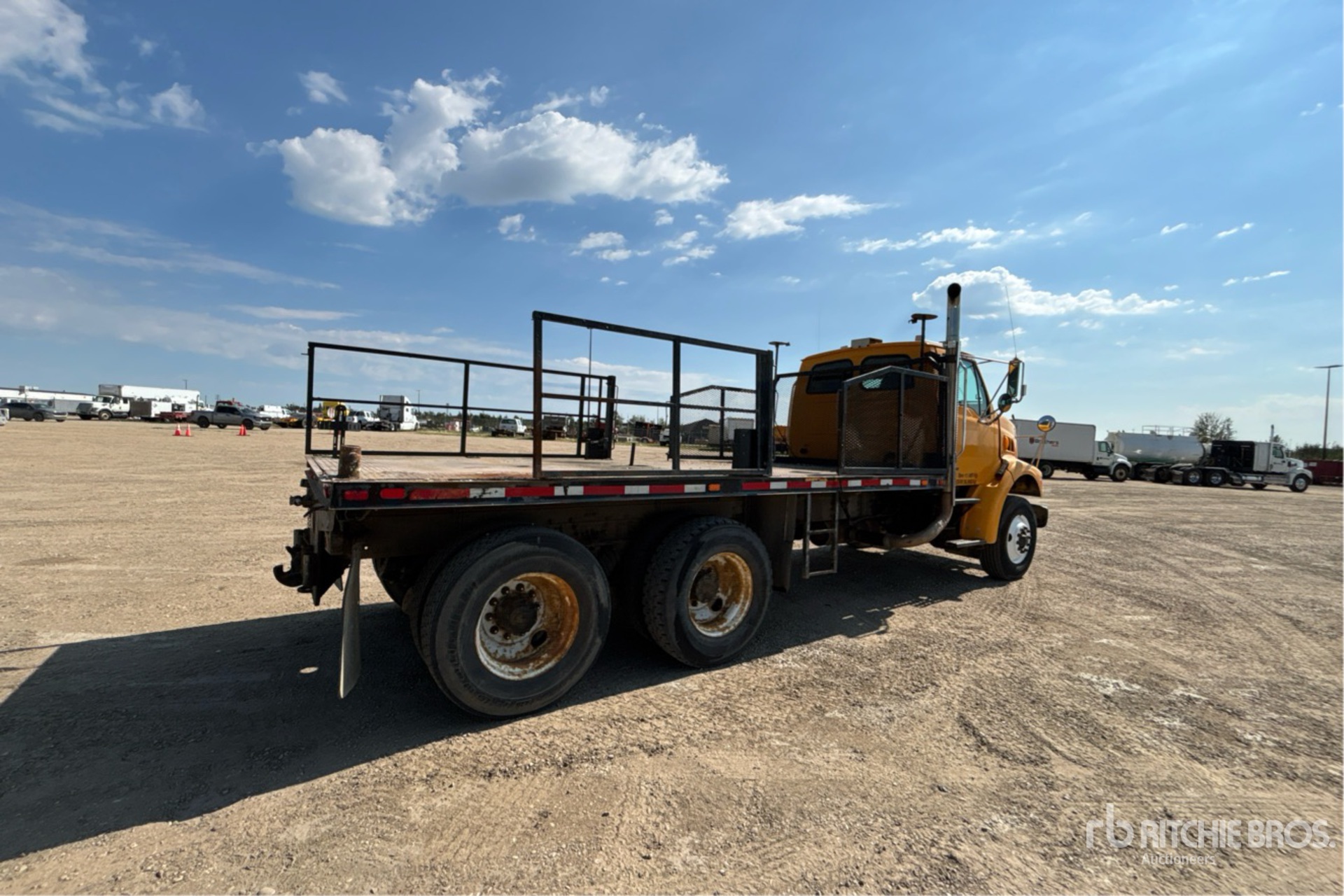 2004 Sterling LT7500