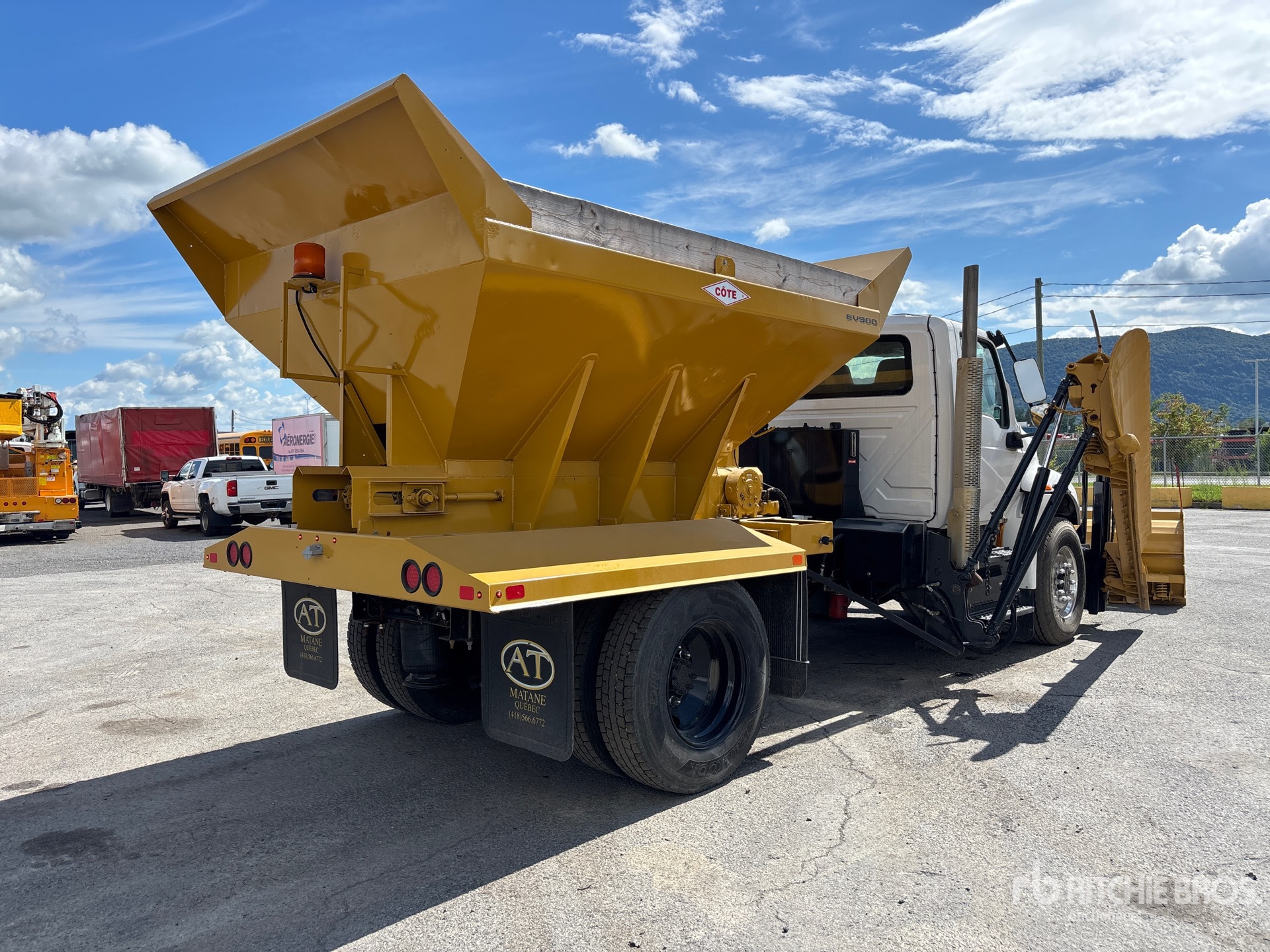 2019 International MV607