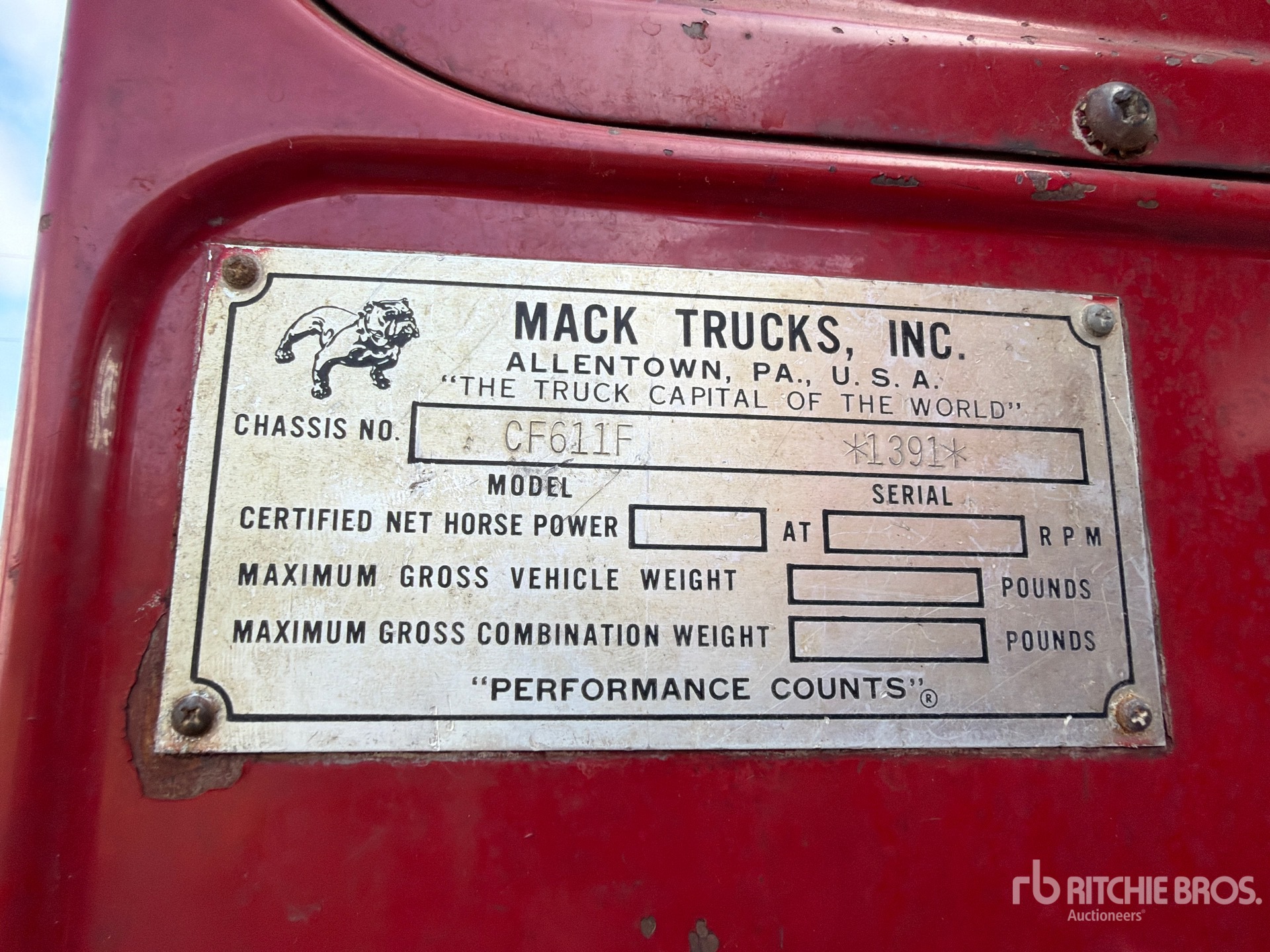 1971 Mack CF611F