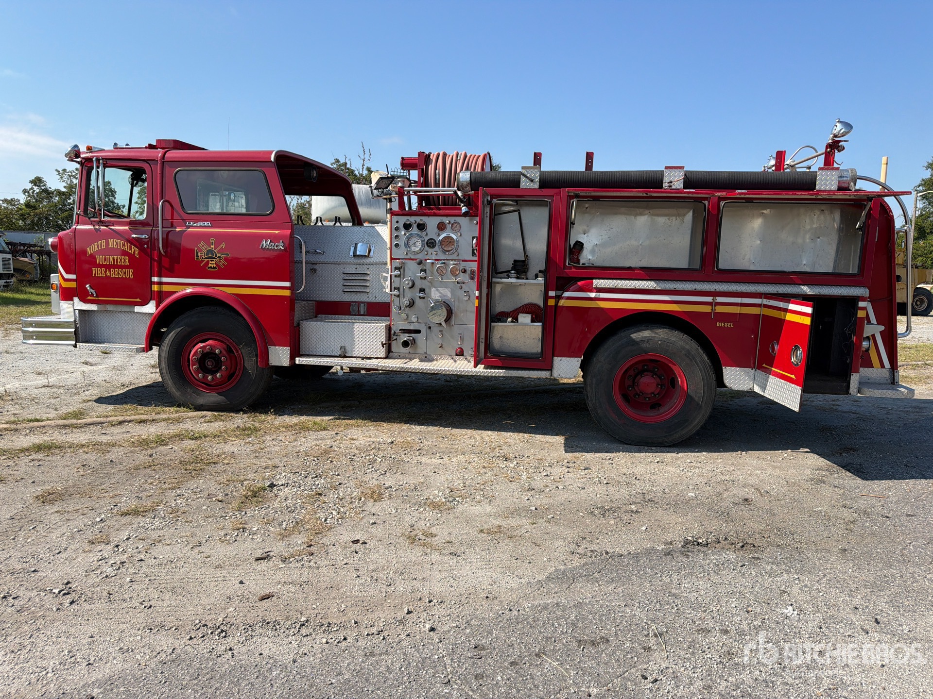 1971 Mack CF611F