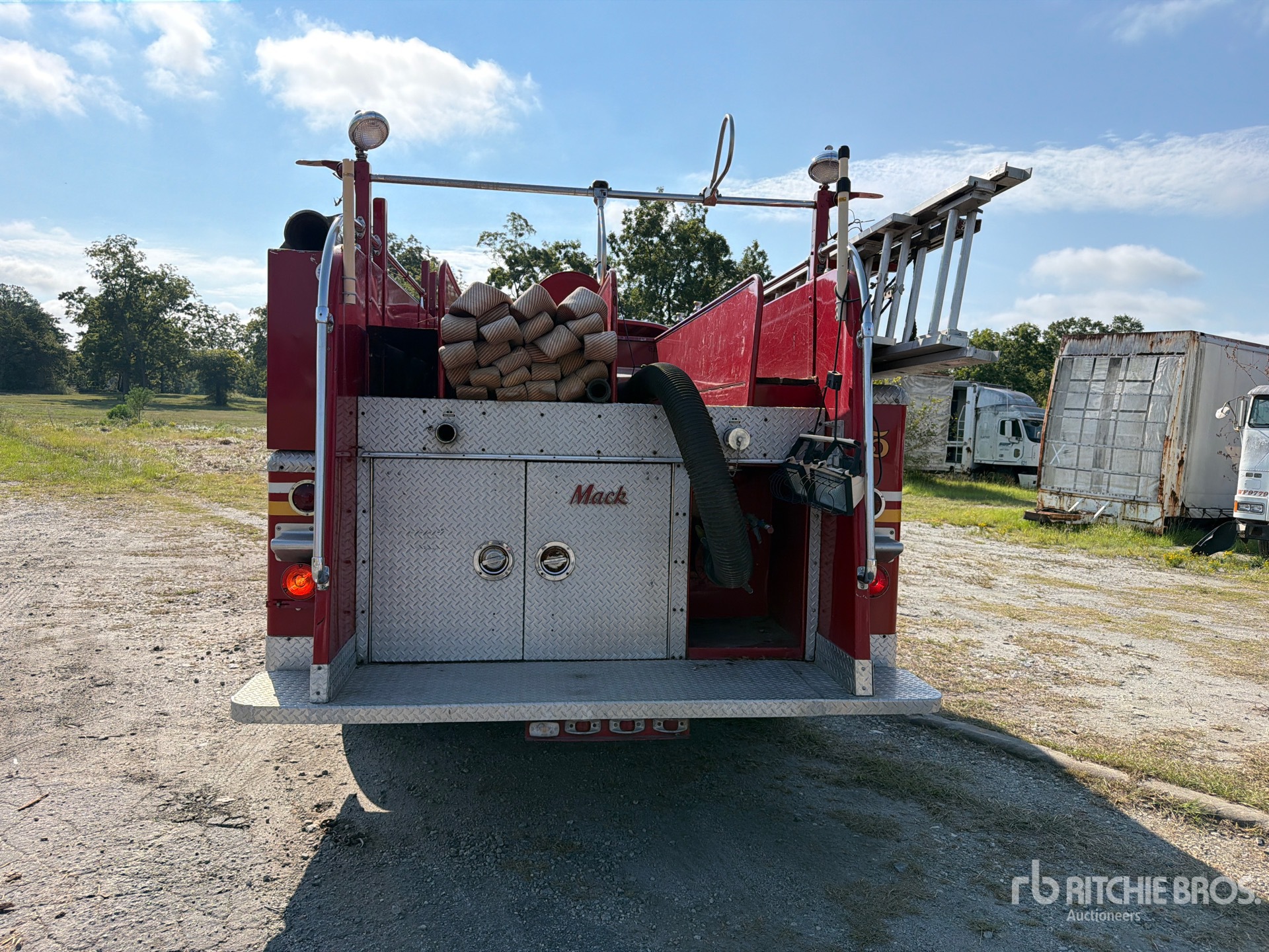 1971 Mack CF611F