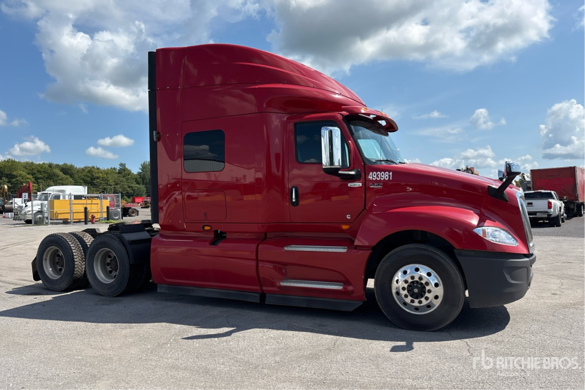 2019 International LT625