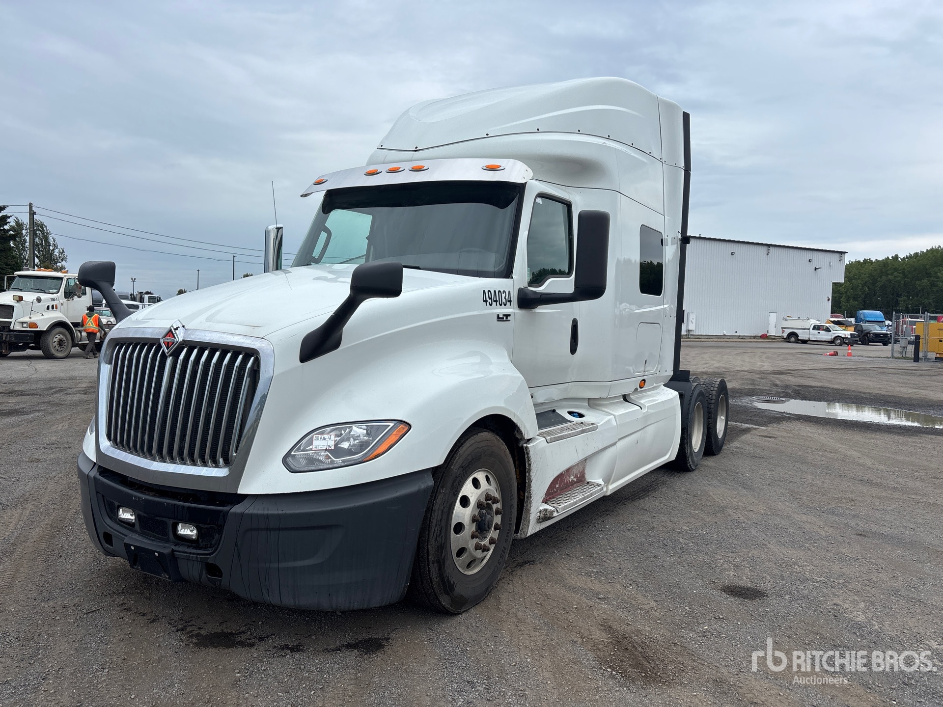 2019 International LT625