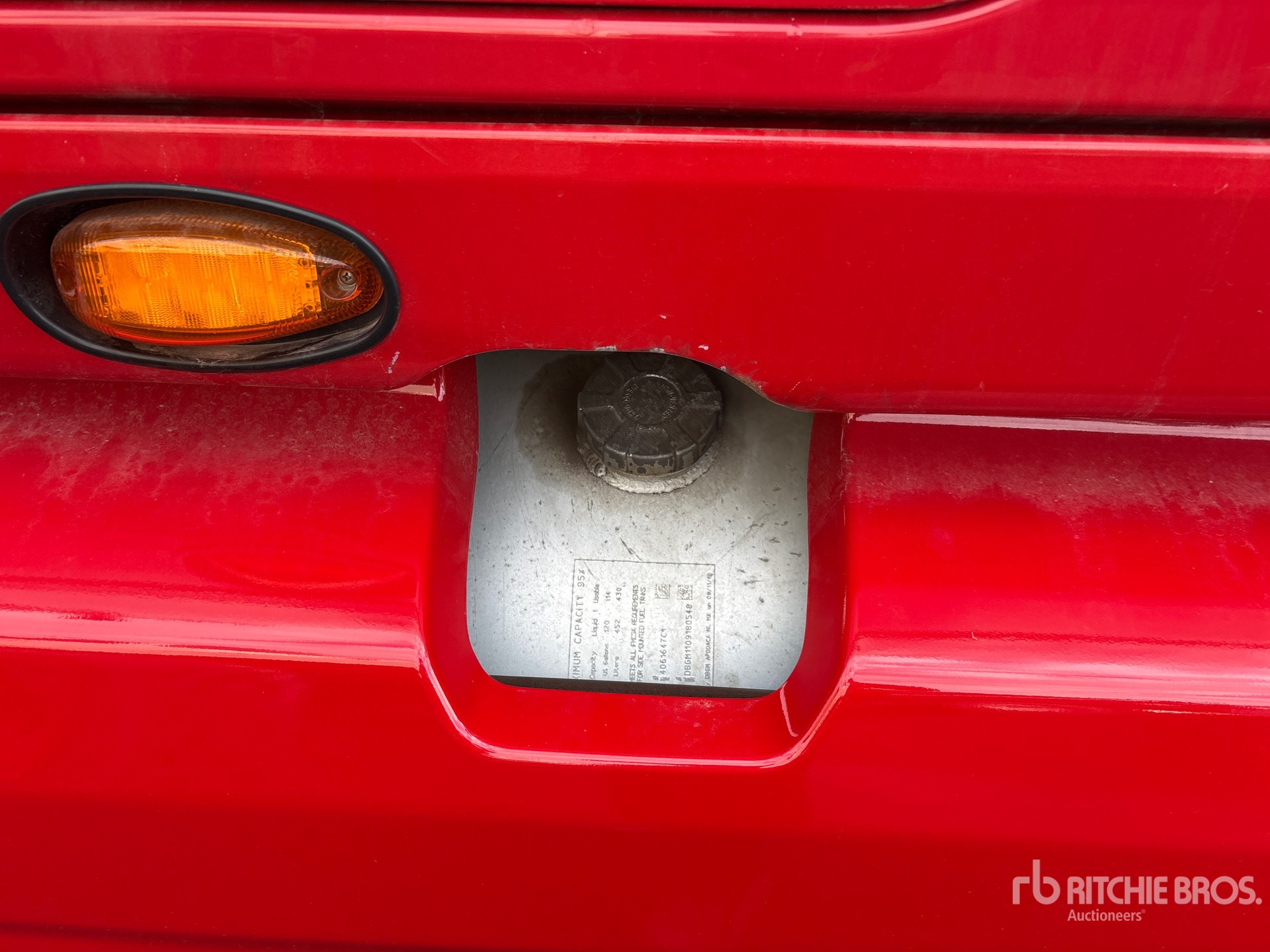2019 International LT625