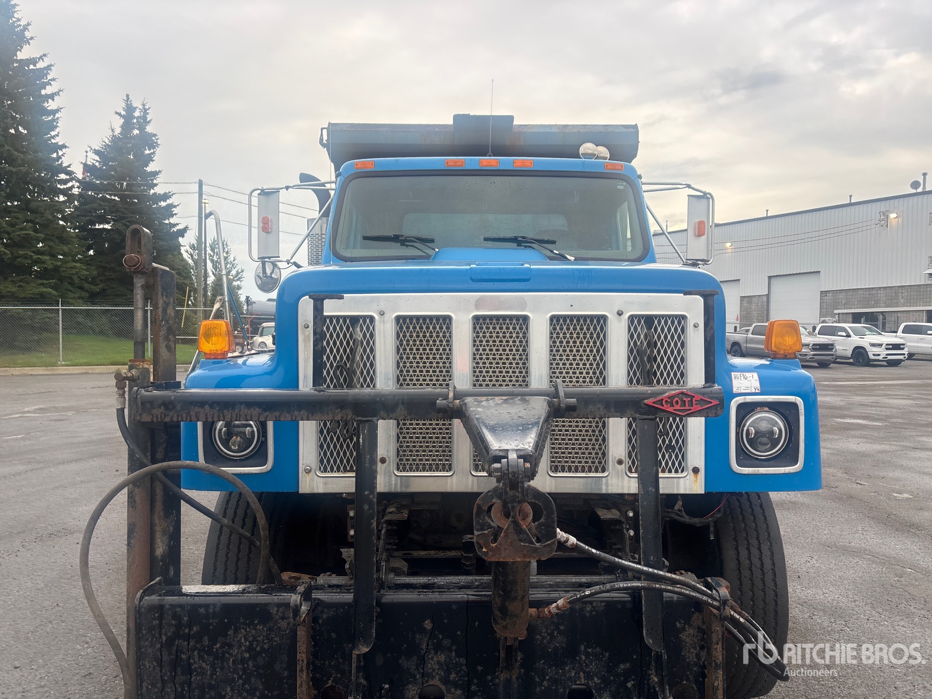 2000 International 2554