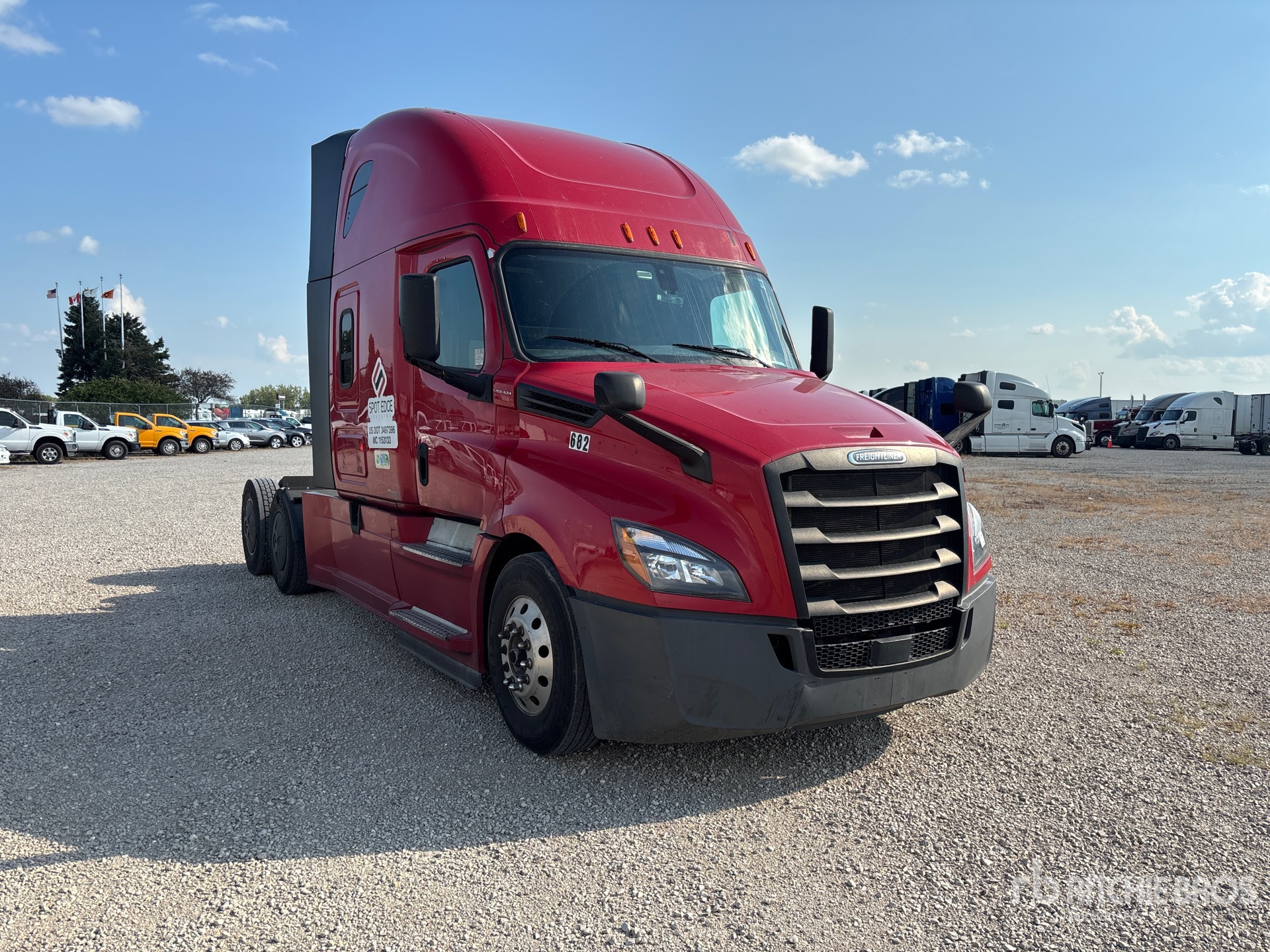 2019 Freightliner CASCADIA 126