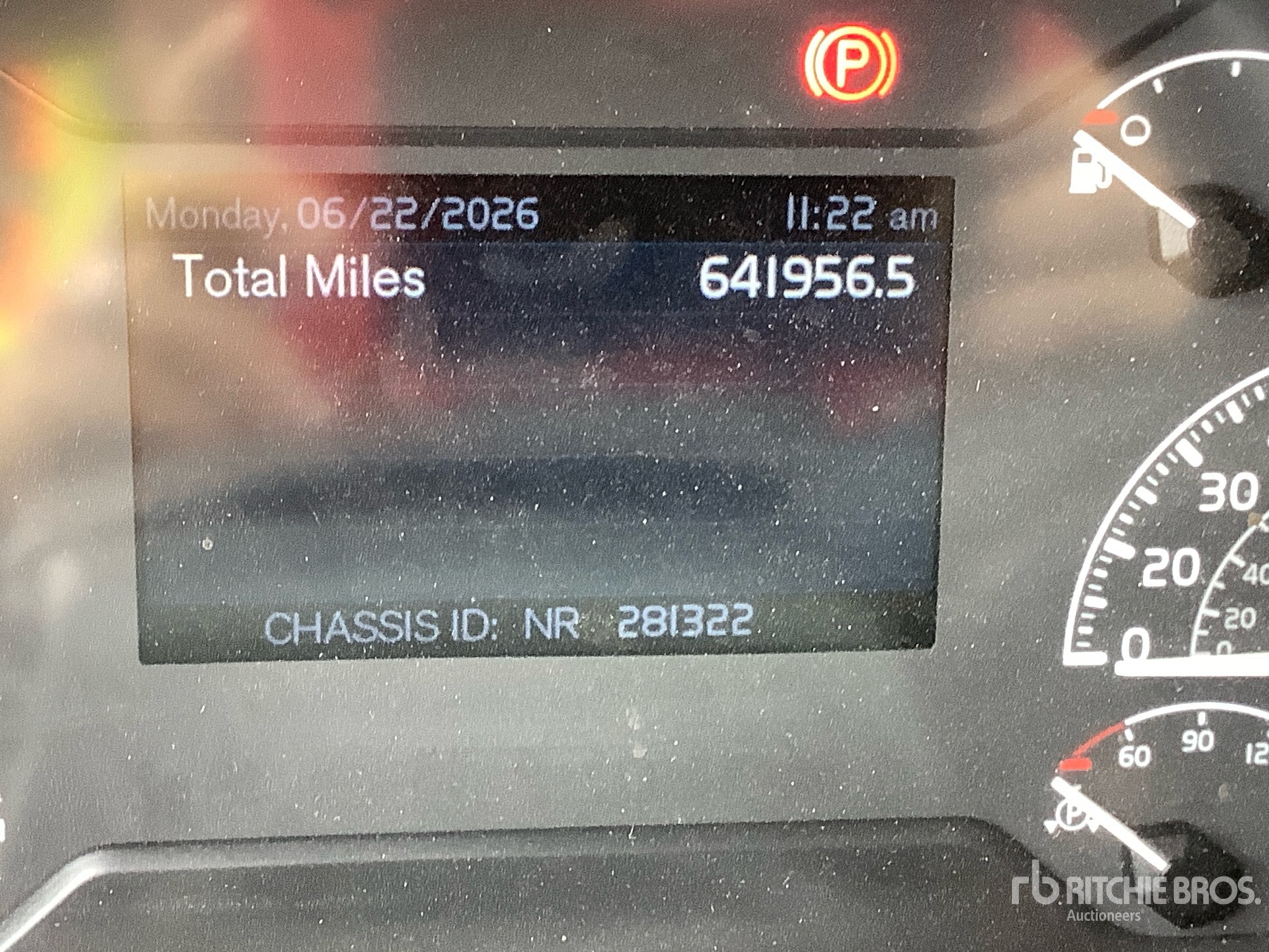 2021 Volvo VNL760